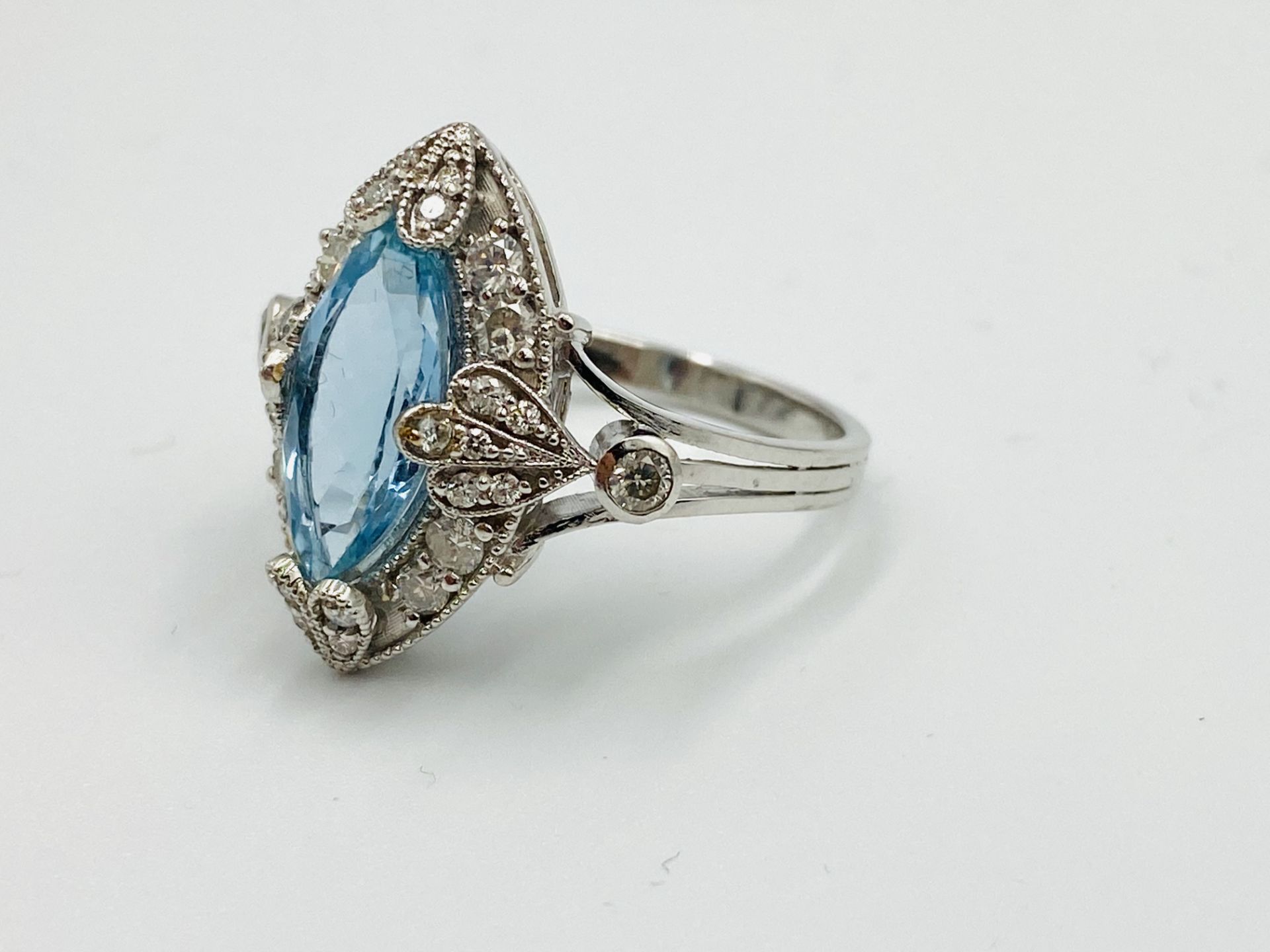 I8ct white gold, aquamarine and diamond ring - Image 2 of 7