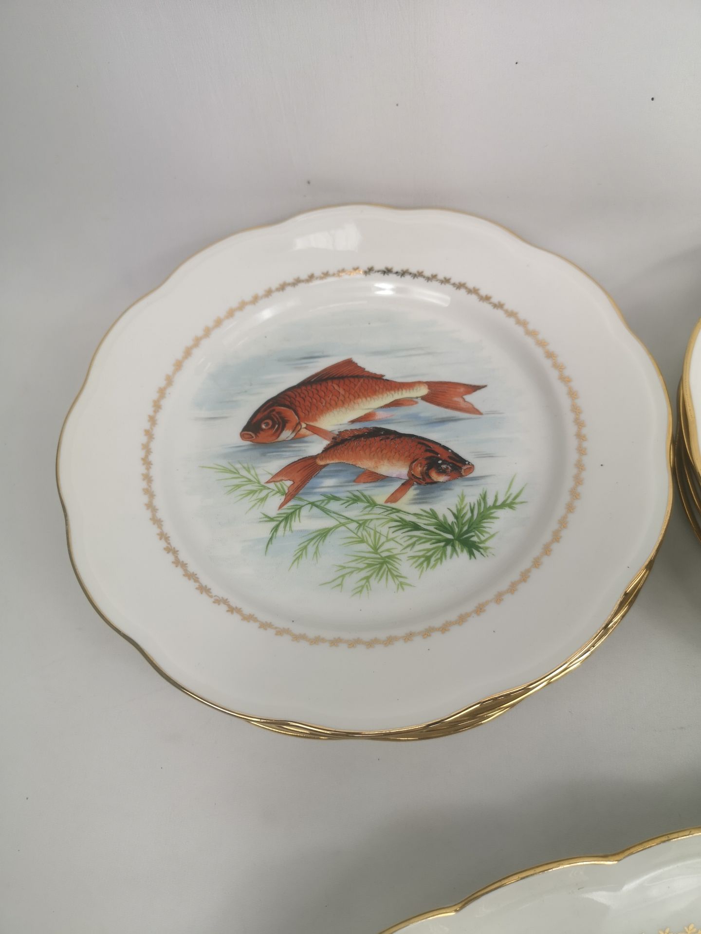Six hand painted plates - Image 2 of 5