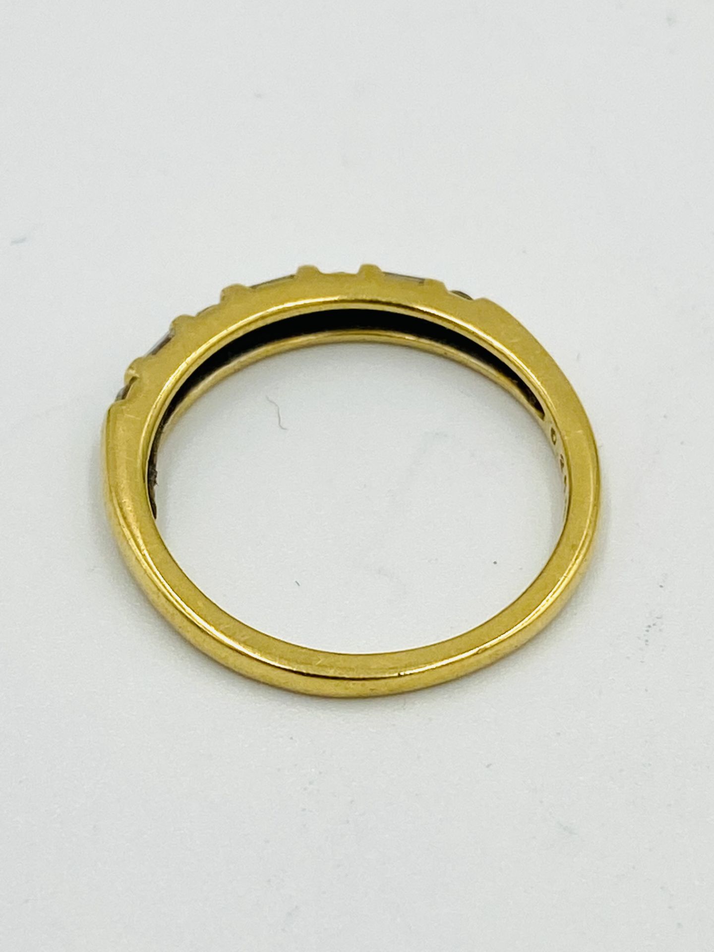 18ct gold and diamond ring - Image 4 of 4