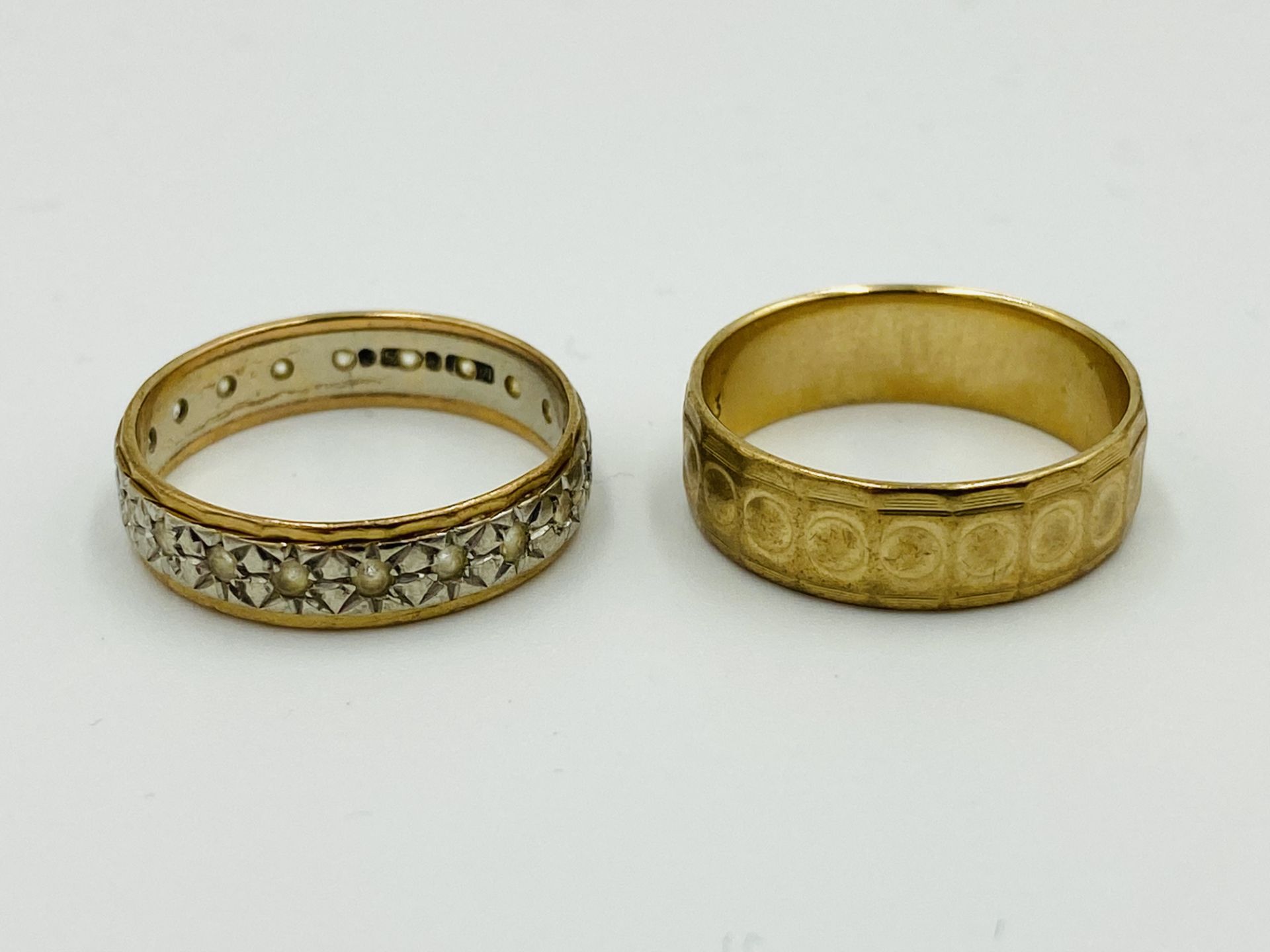 Two 9ct gold rings - Image 3 of 3