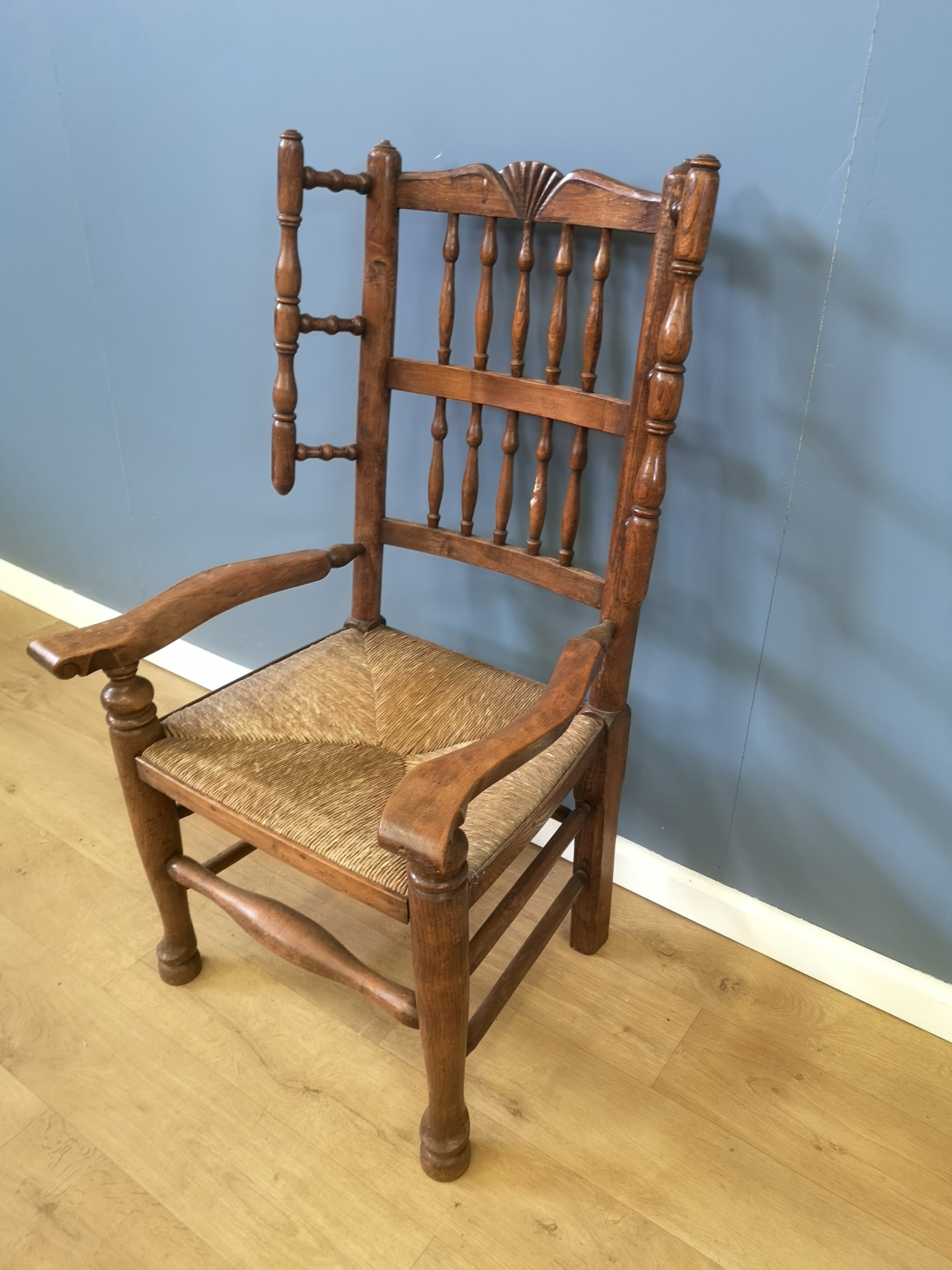 Pair of 19th century childs spindle back elbow chairs - Image 5 of 5