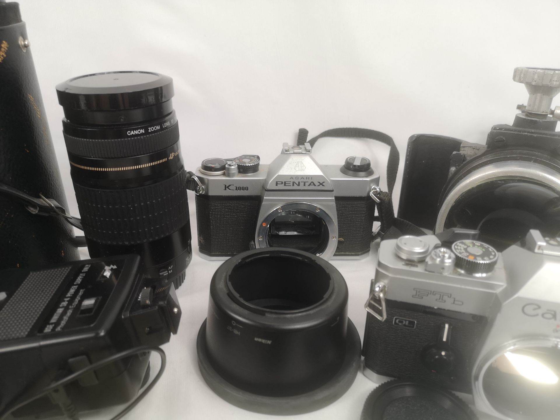 Canon FTB camera body together with various lenses and equipment - Image 4 of 8