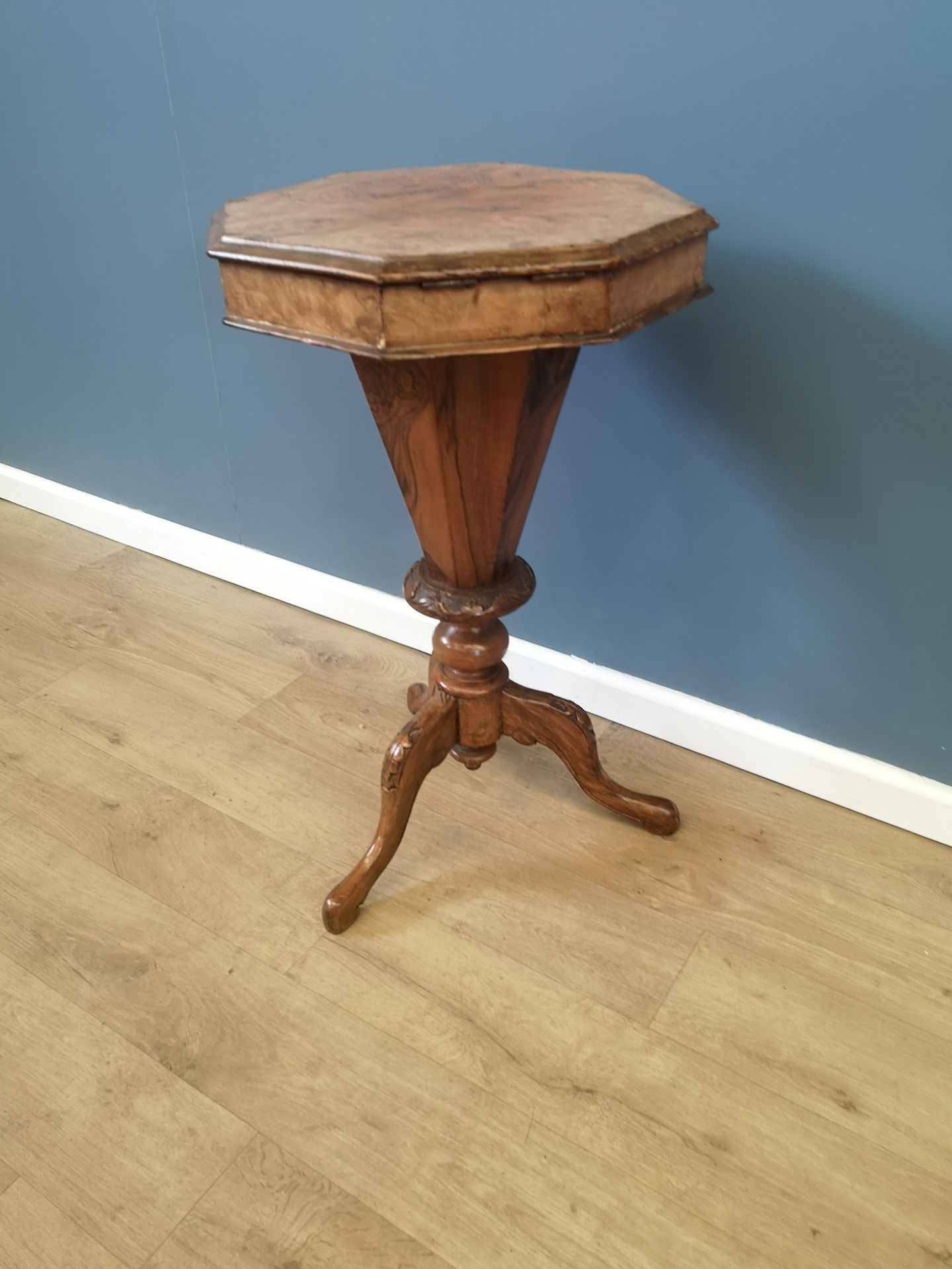 Victorian walnut fitted work table - Image 3 of 5