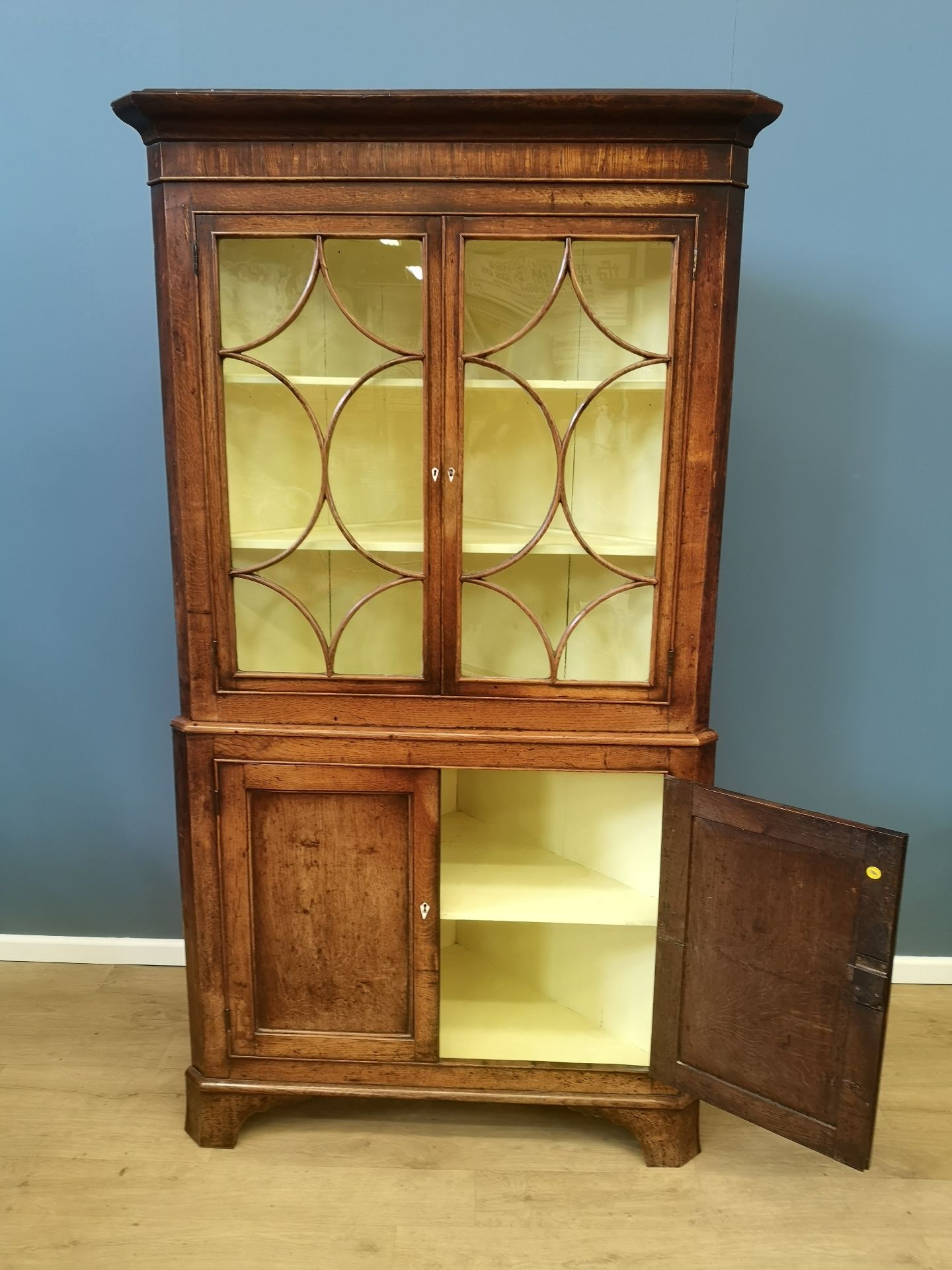 19th century oak corner cabinet - Image 3 of 4