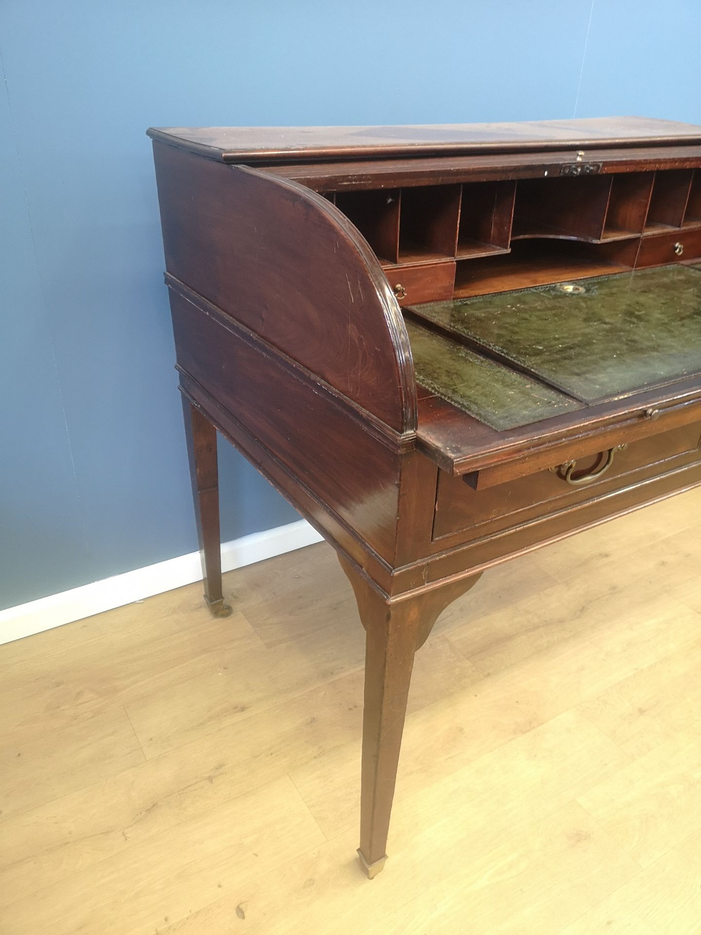 Victorian mahogany desk with tambour front - Bild 4 aus 5