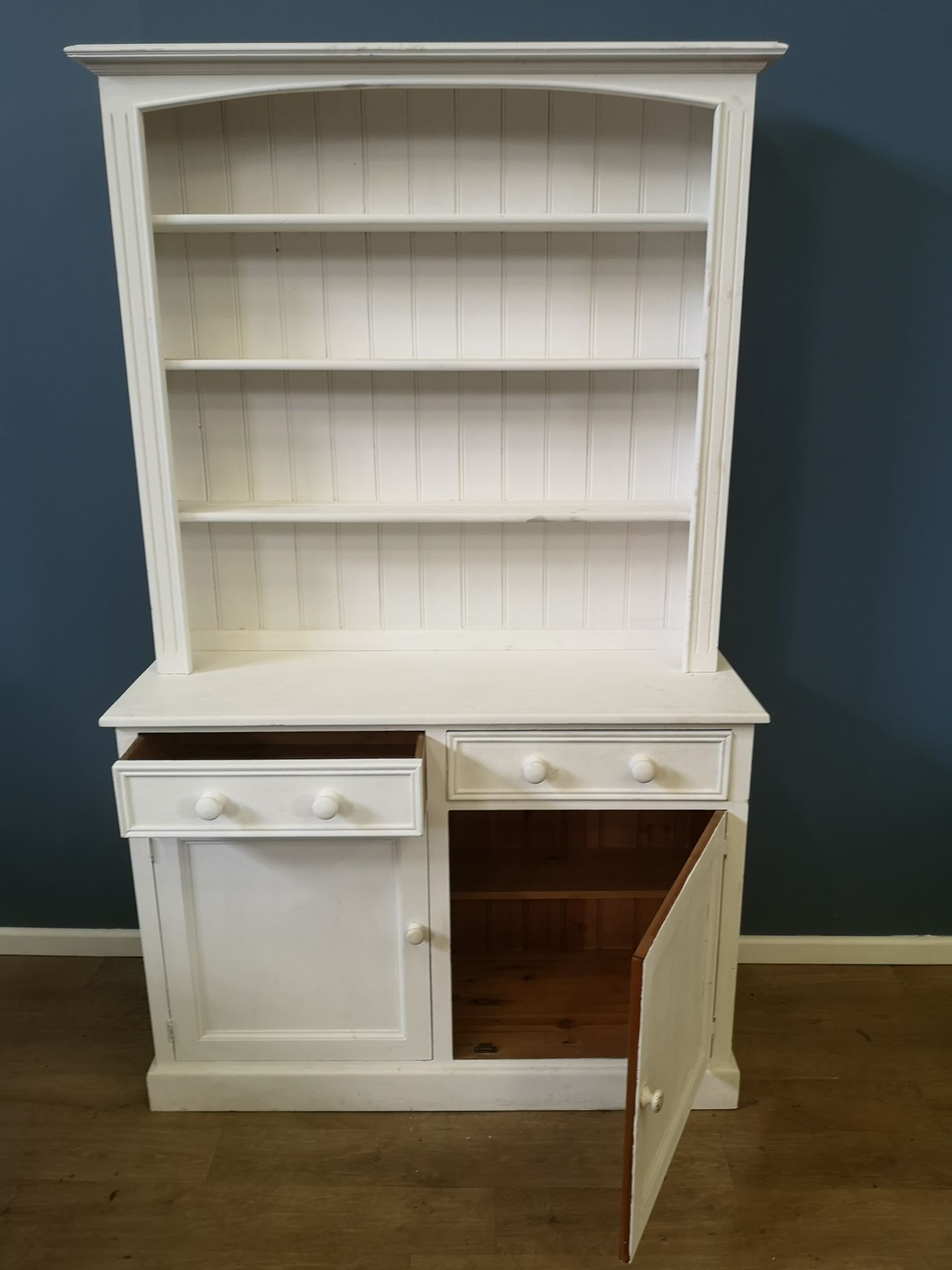 Painted pine dresser - Image 2 of 6