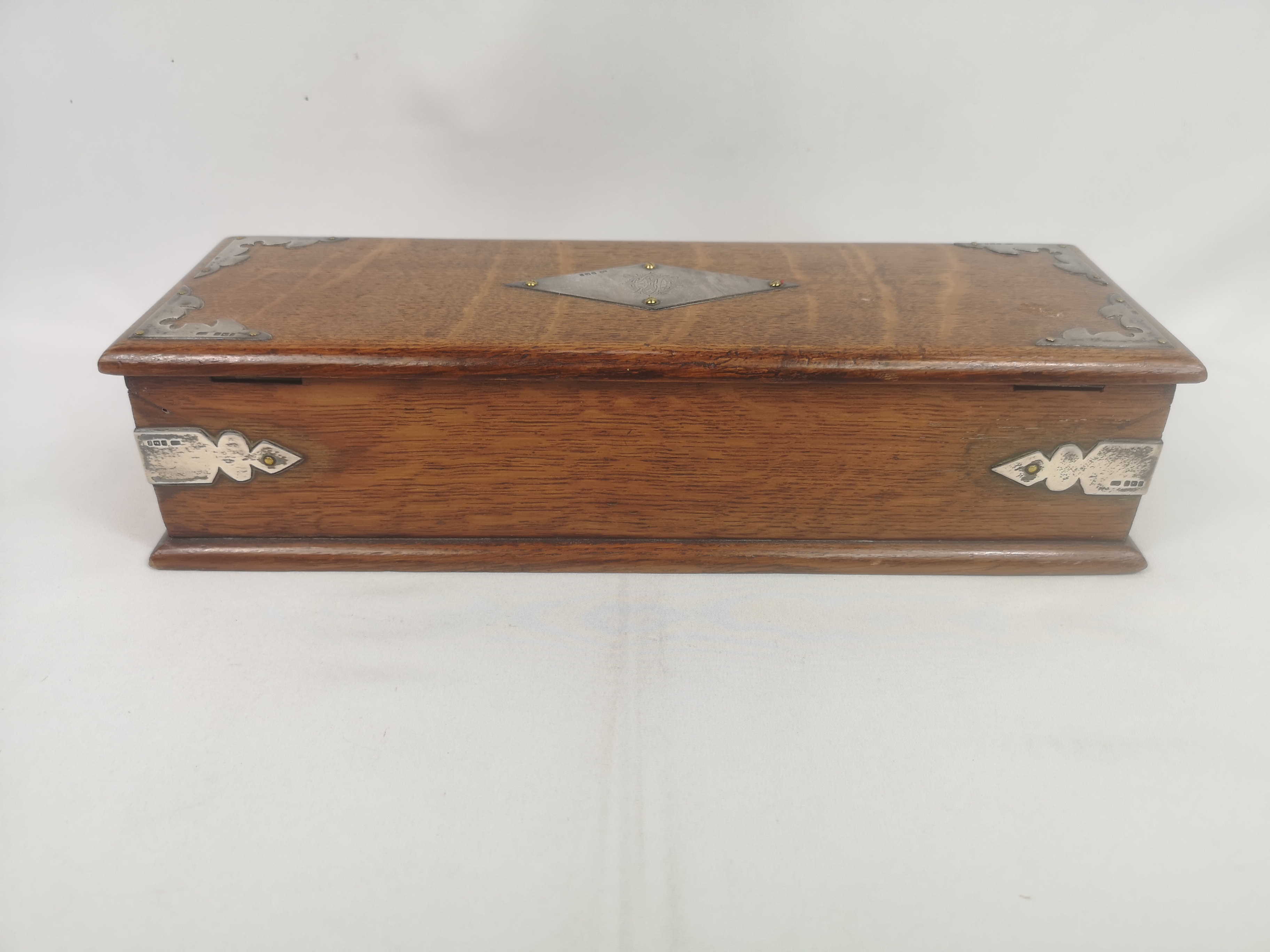 Oak lidded box - Image 4 of 4