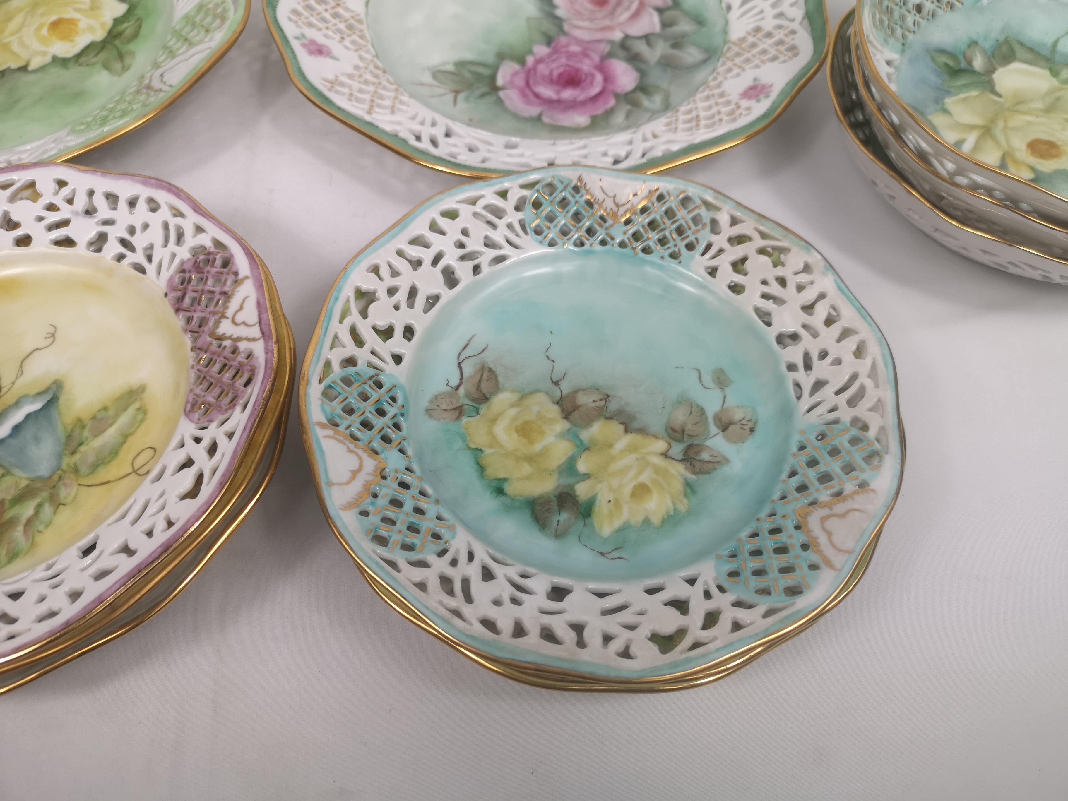 Quantity of hand painted plates and bowls by Marjorie Stevenson - Image 5 of 8