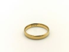 18ct gold band