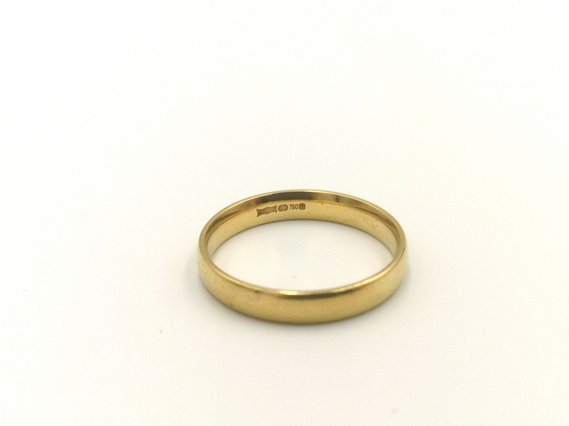 18ct gold band