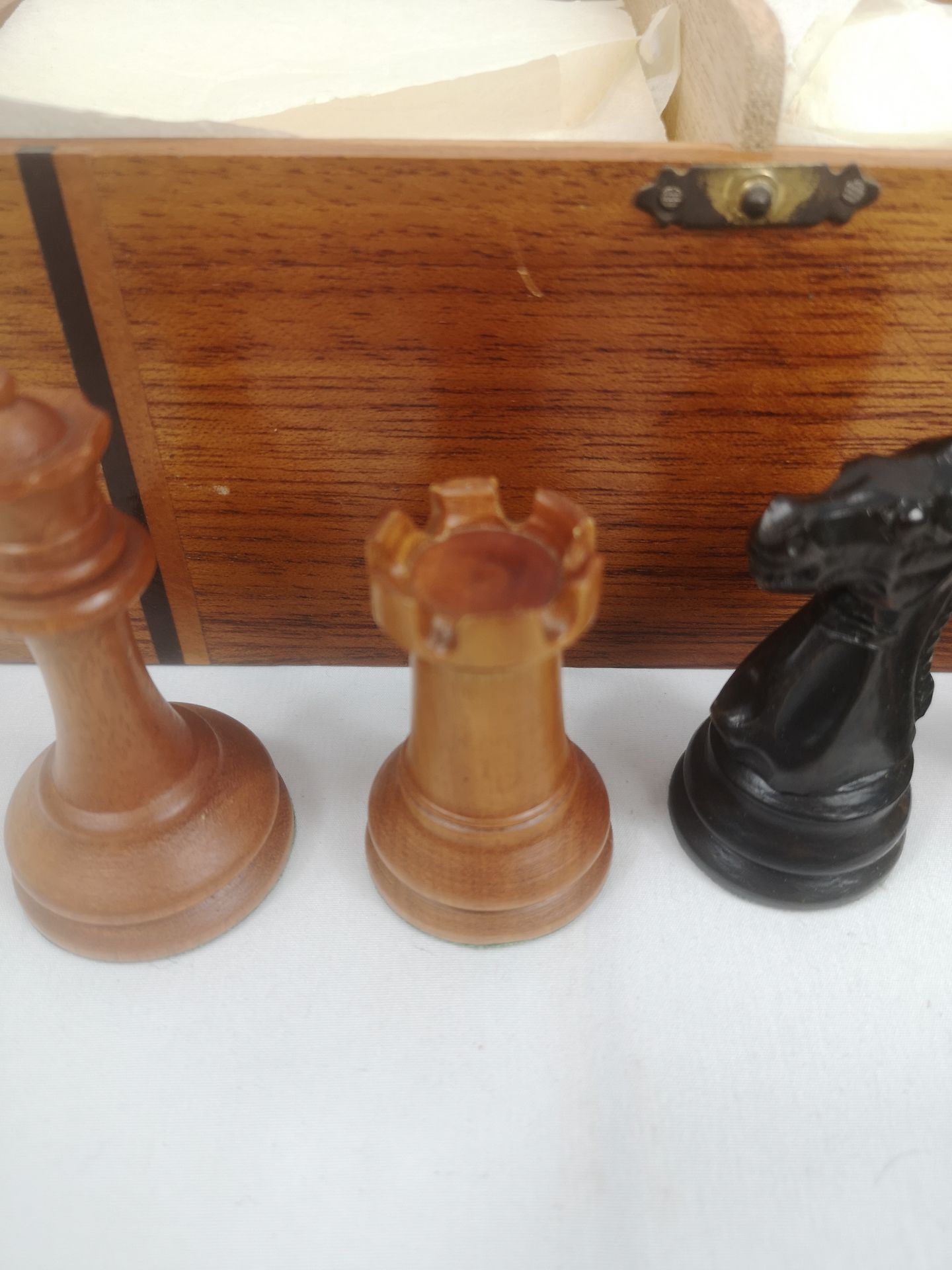 Wood chess set in box - Image 6 of 7