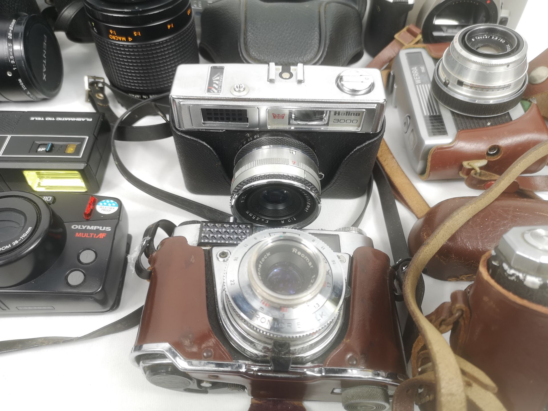 Collection of cameras and lenses - Image 5 of 6