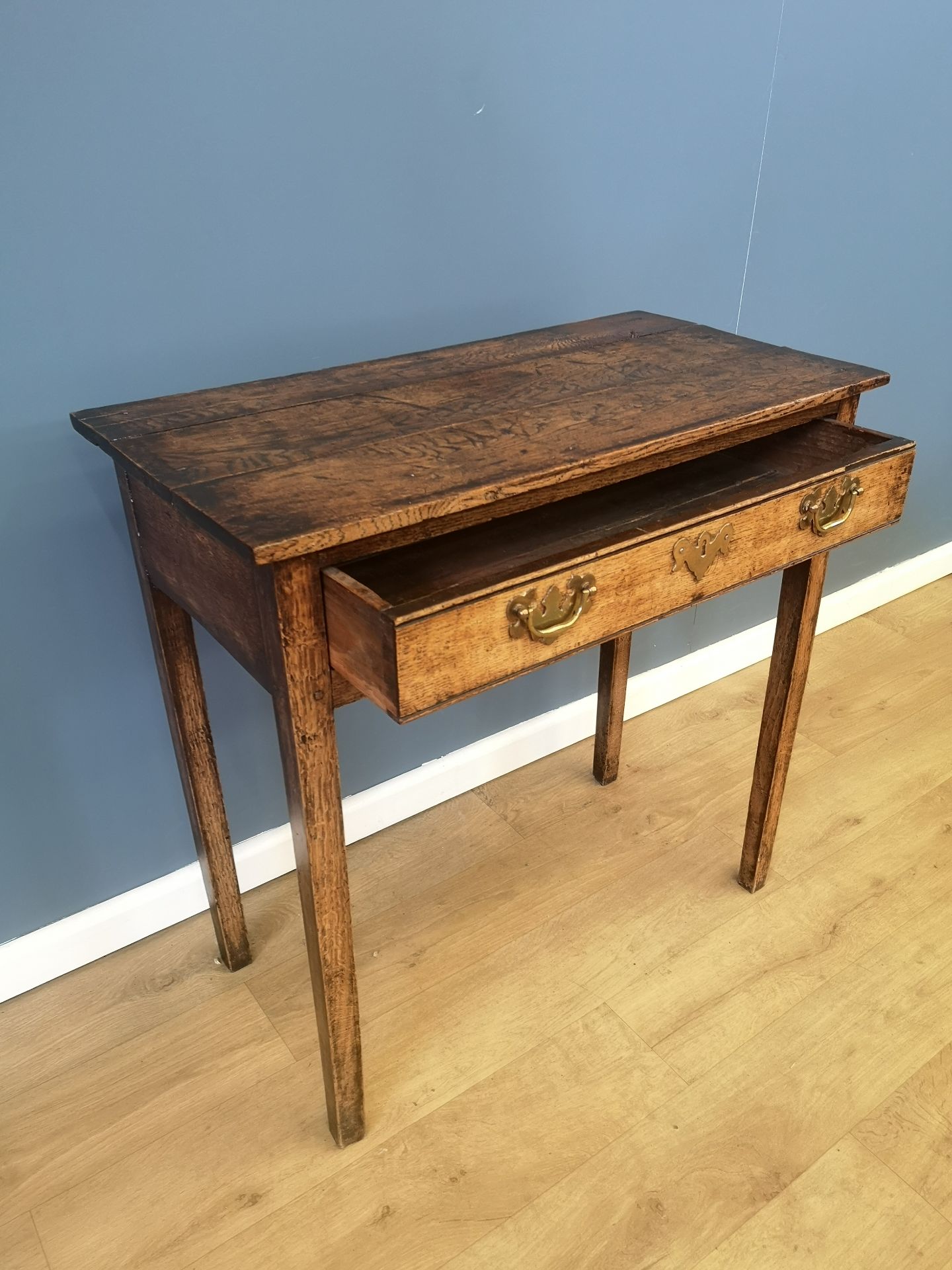 18th century oak side table - Image 6 of 6