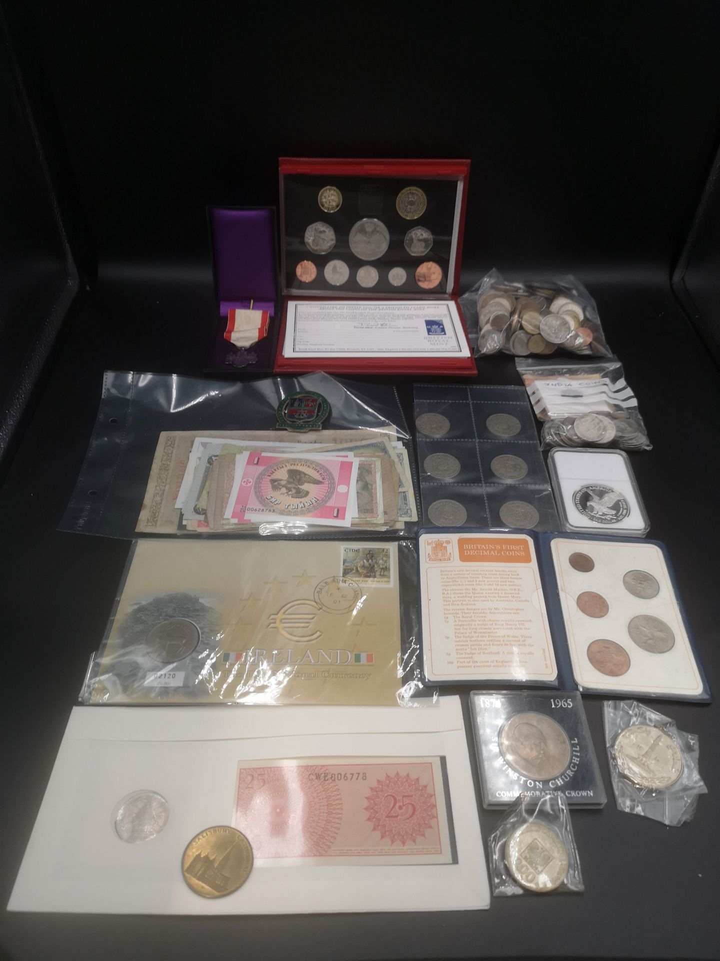 Collection of World coins, tokens and medals - Image 8 of 8