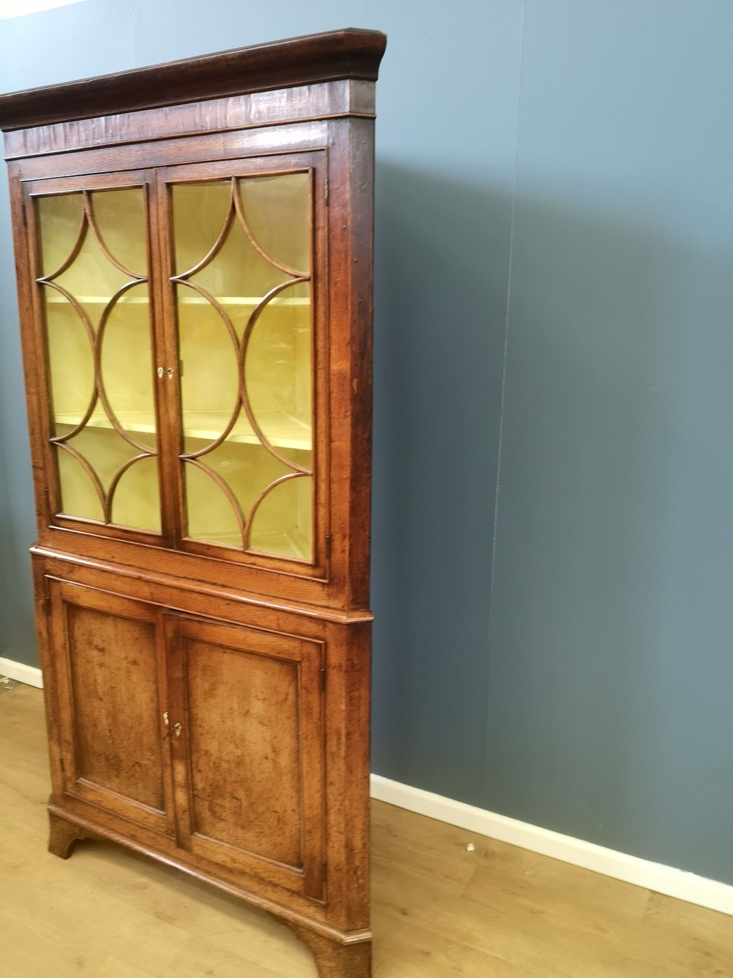 19th century oak corner cabinet - Image 2 of 4