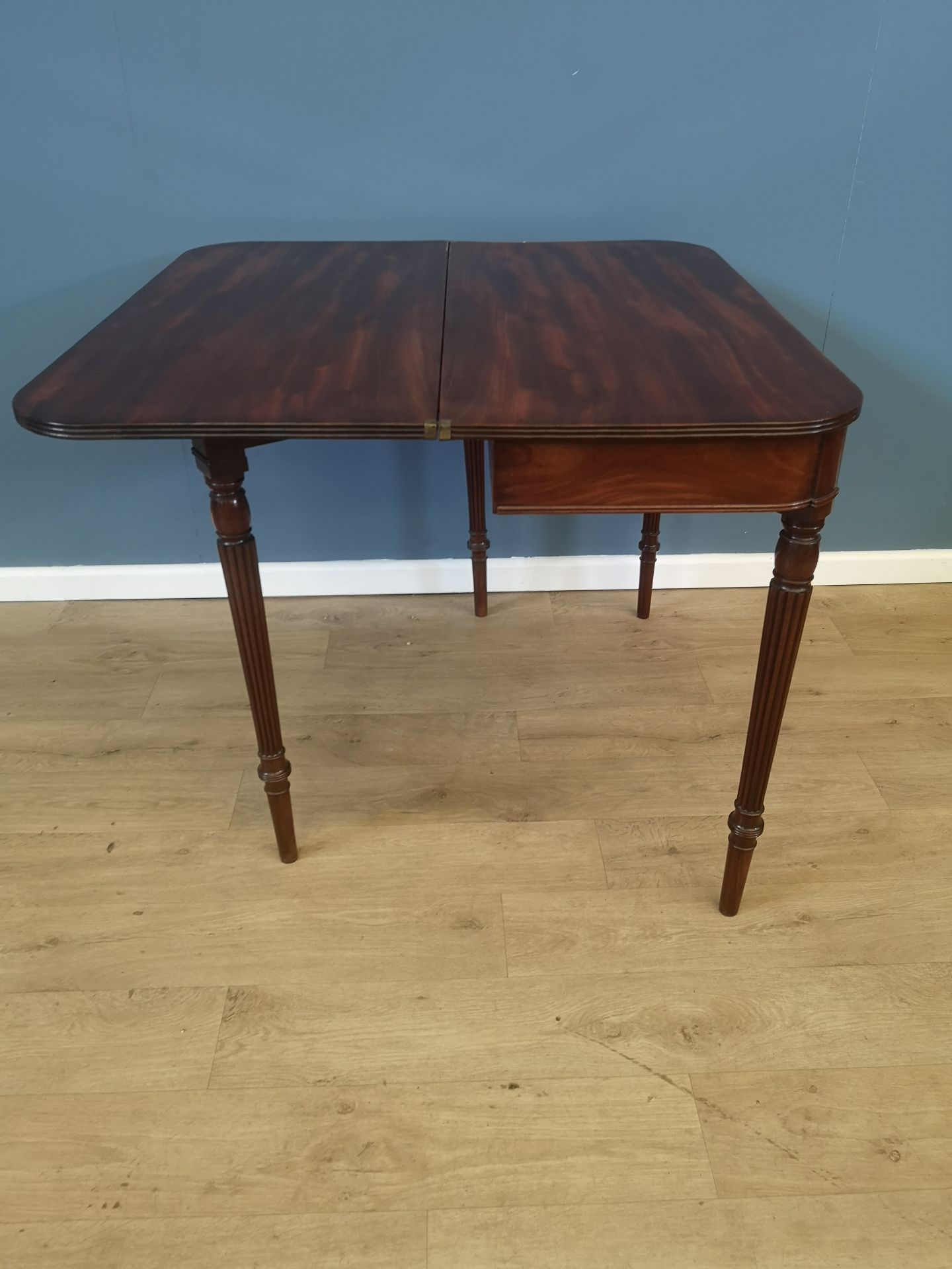 Victorian flip top table - Image 3 of 5