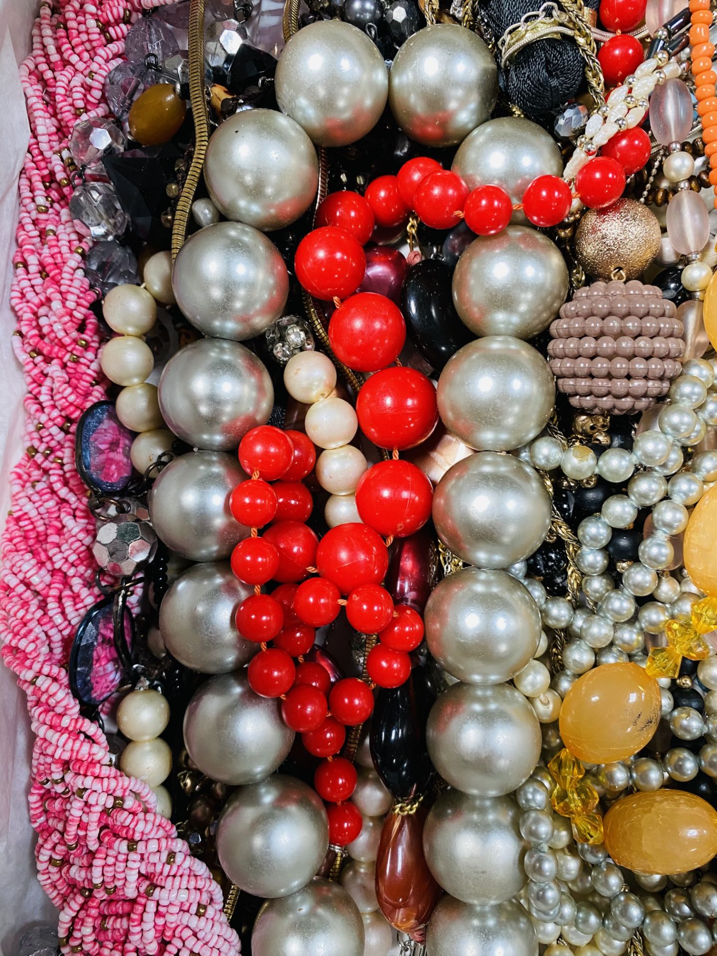 Quantity of costume jewellery - Image 3 of 6