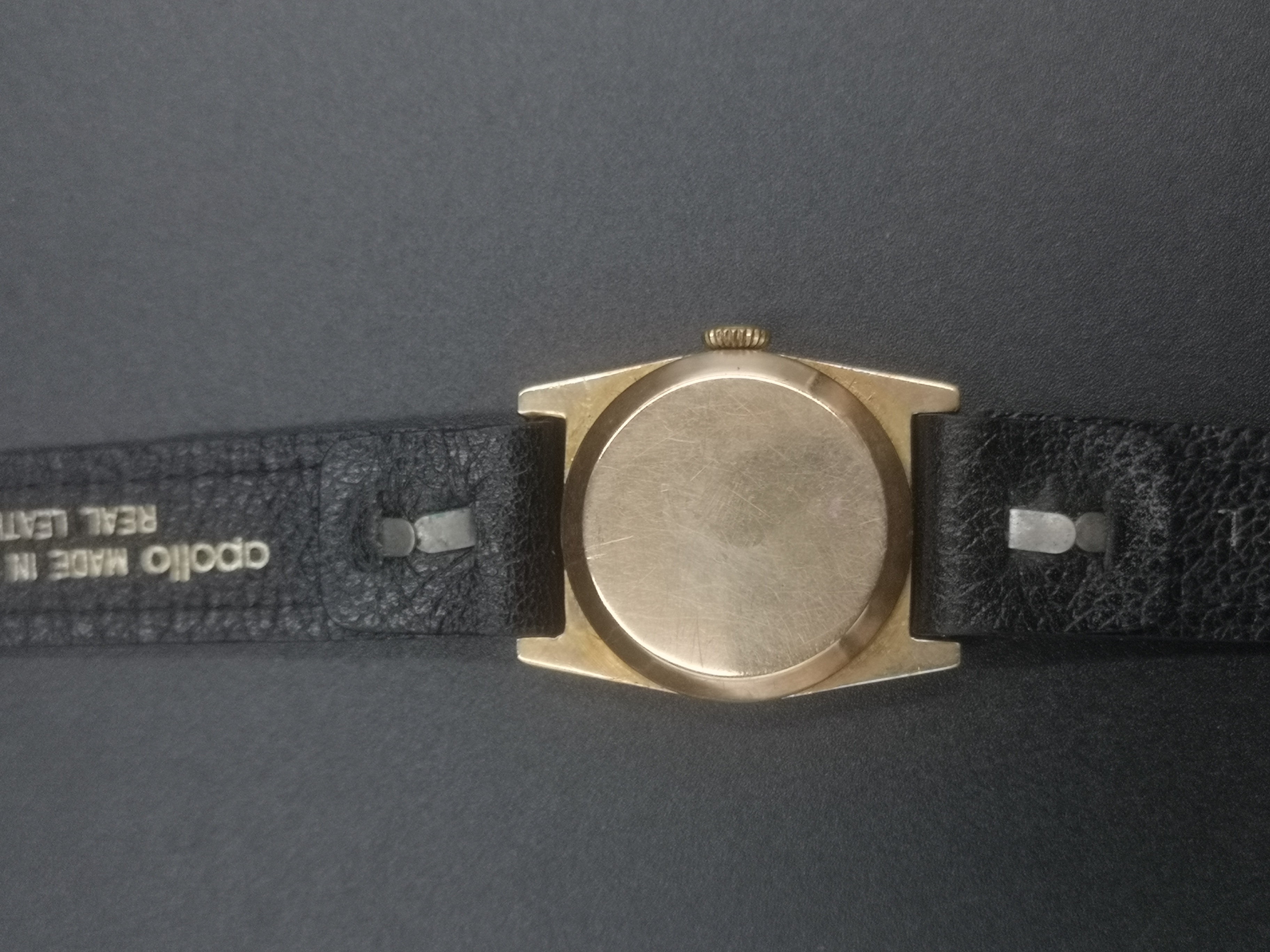 Manual wind wrist watch in 9ct gold case - Image 2 of 3