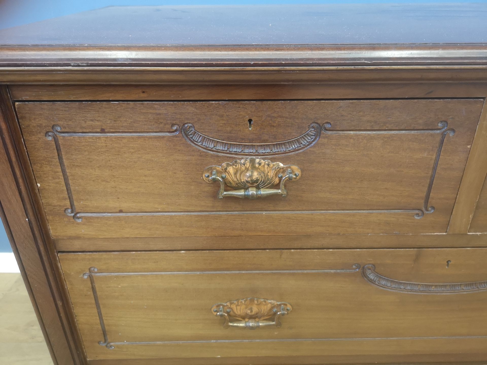 Mahogany chest of drawers - Image 6 of 6