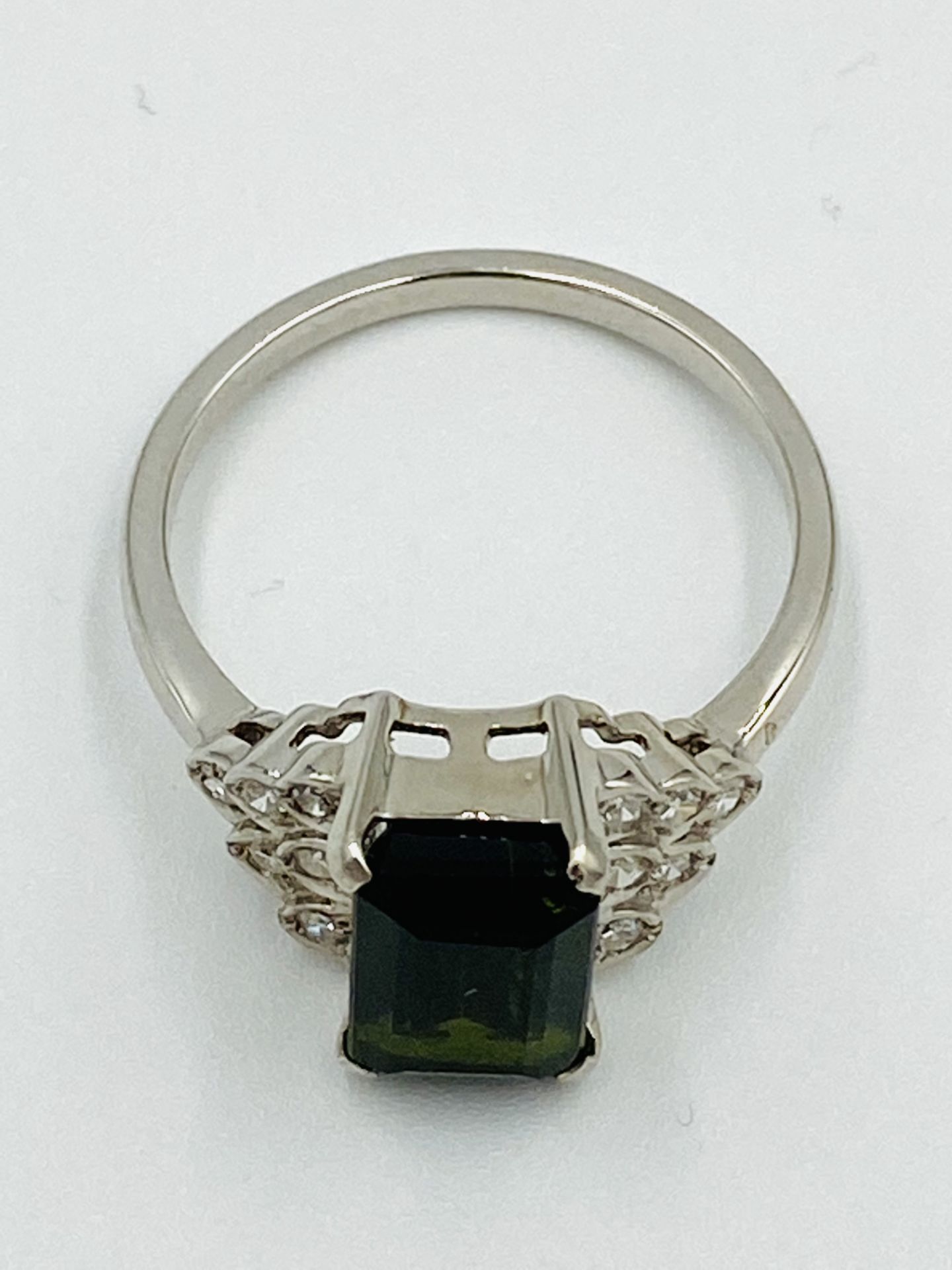 18ct white gold, tourmaline and diamond ring - Bild 4 aus 5