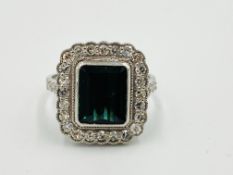 18ct white gold, tourmaline and diamond ring