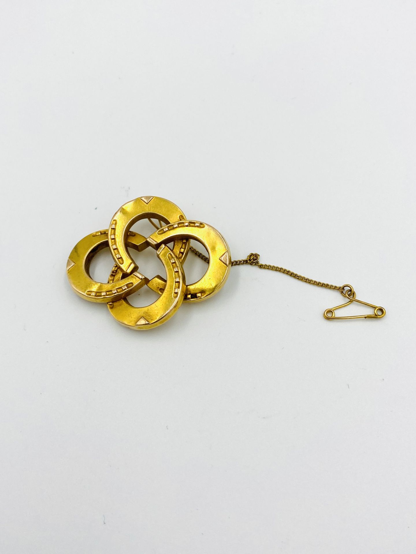 Yellow metal brooch/pendant - Image 2 of 4