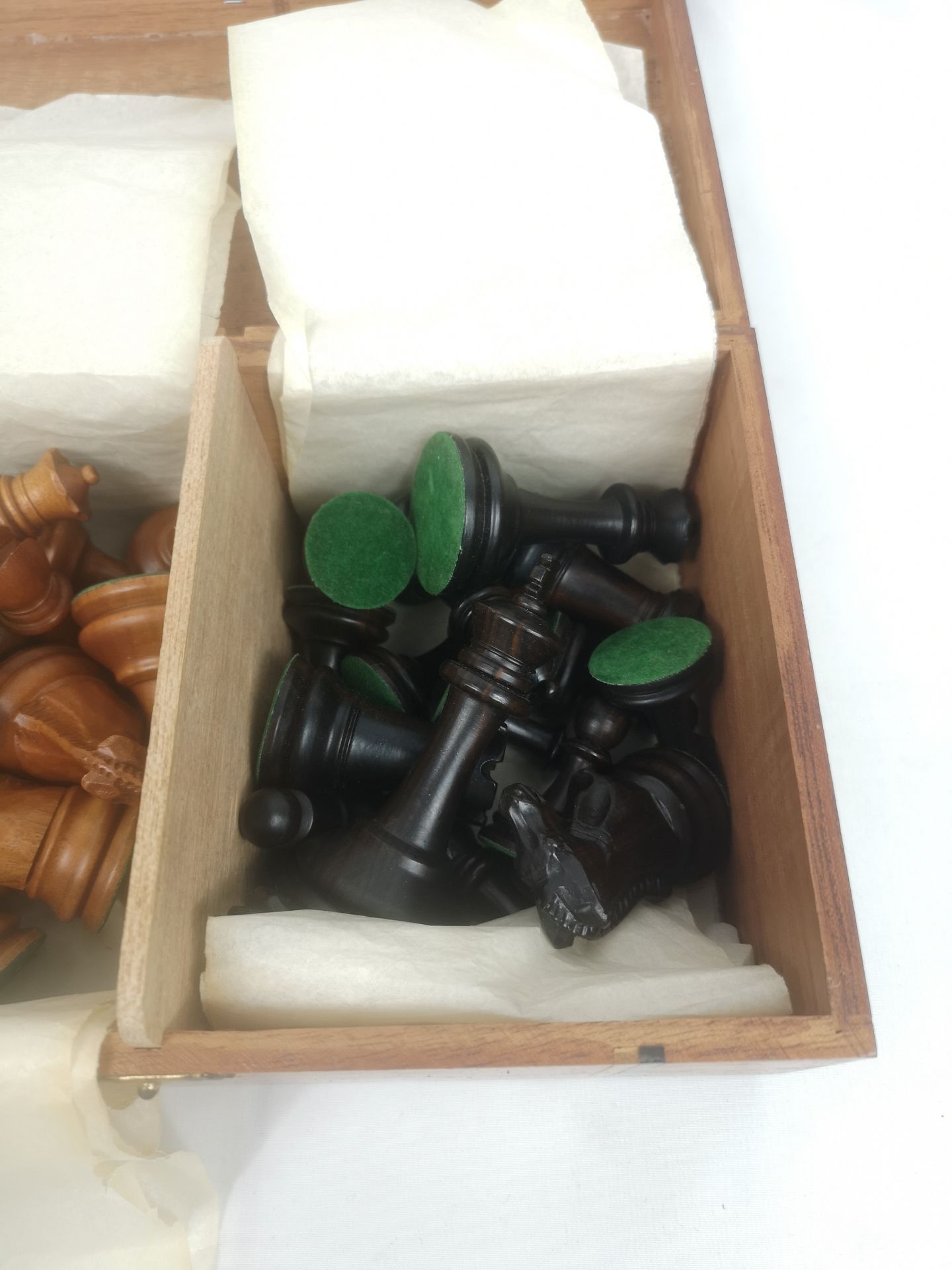 Wood chess set in box - Image 3 of 7