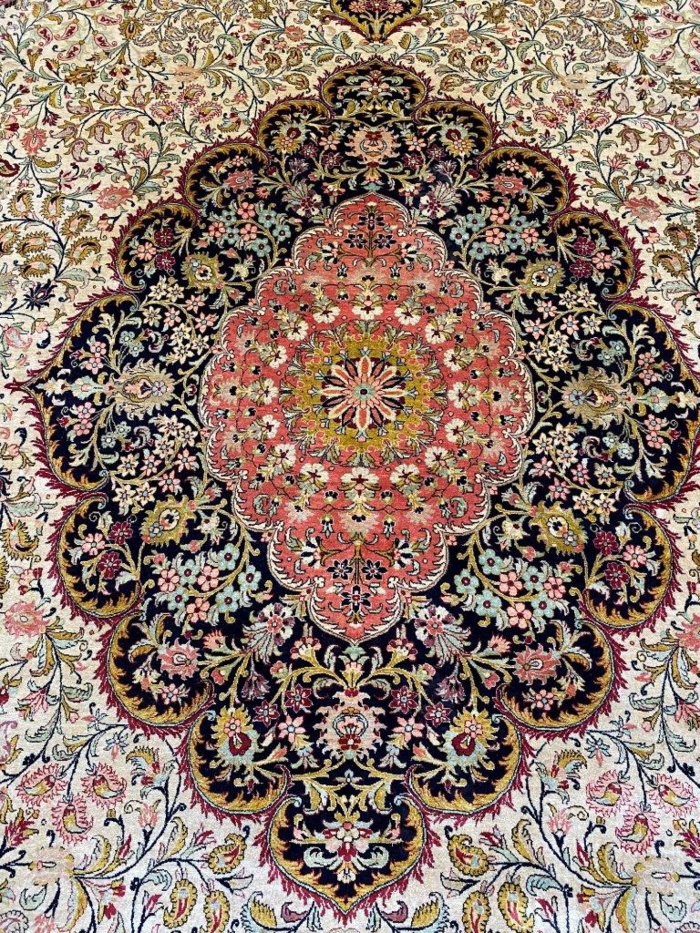 Persian style silk carpet - Image 3 of 6