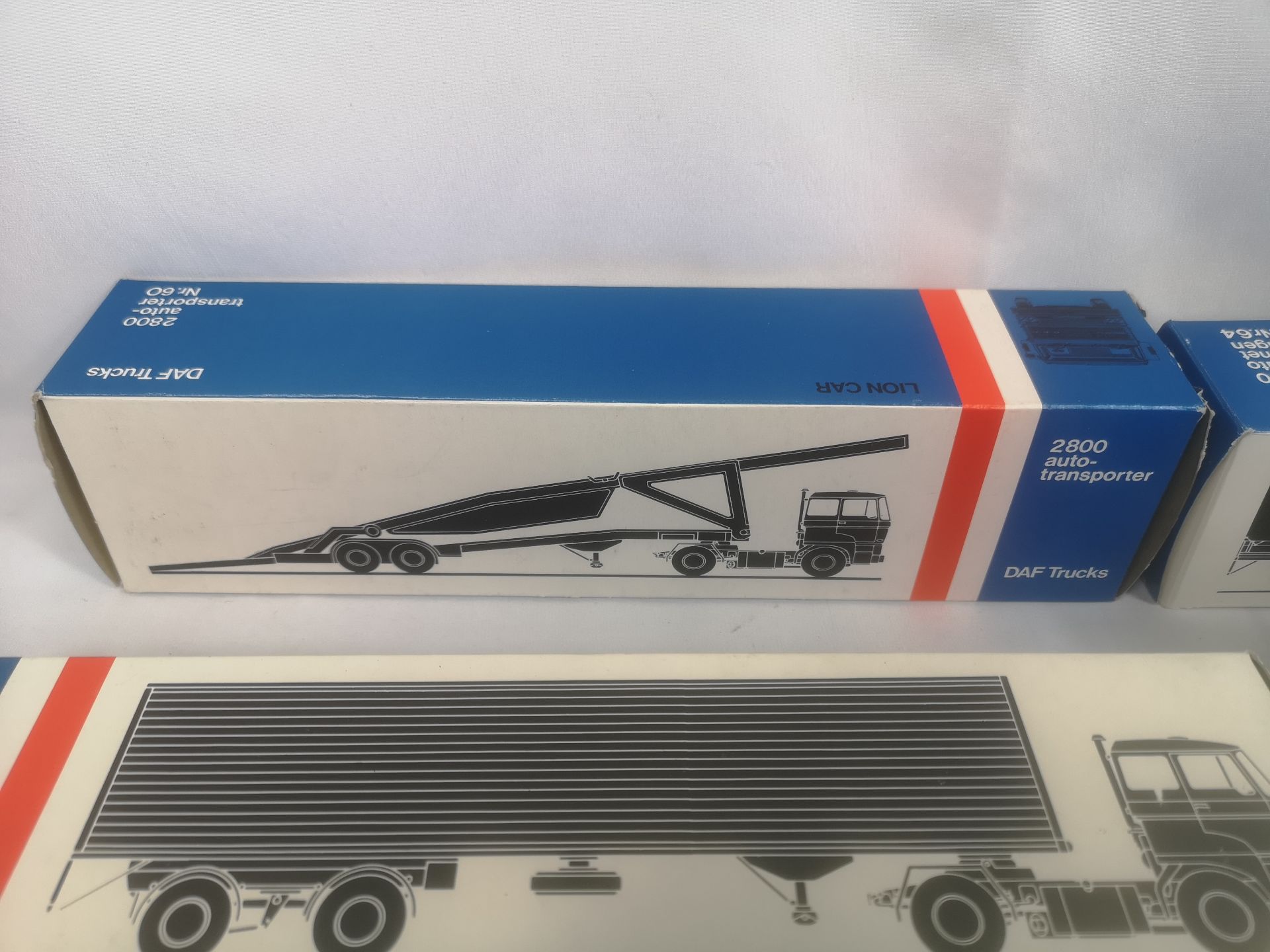 A collection of DAF model vehicles - Image 2 of 7