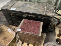 Mahogany Carriage steps box by Leverson. This lot carries VAT.