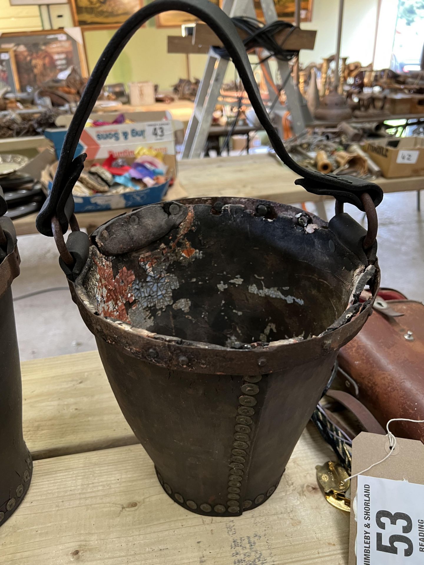 Three leather fire buckets. This lot carries VAT. - Bild 4 aus 5