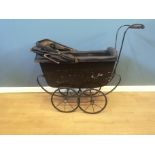 Early 20th century dolls pram