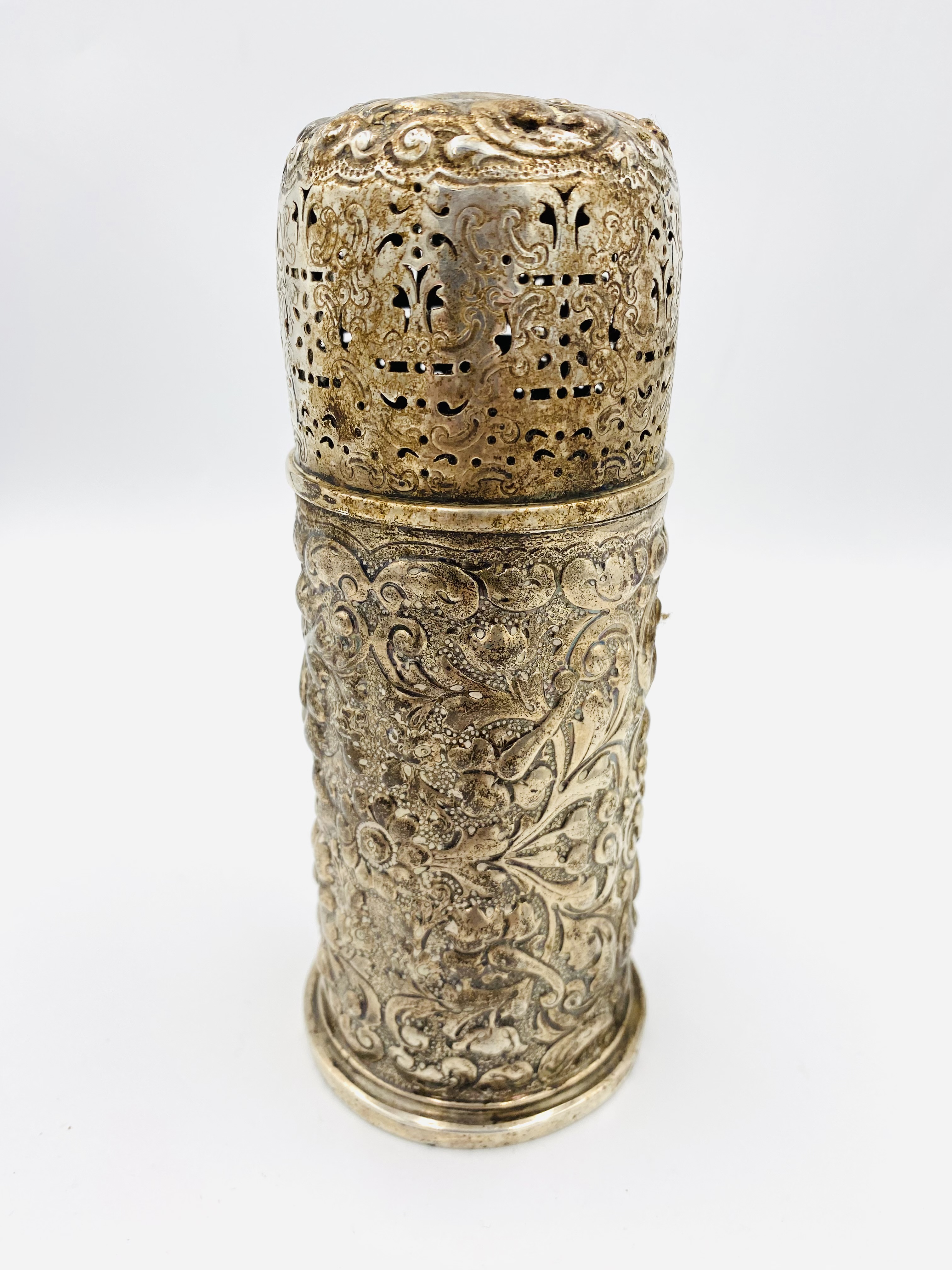 Silver sugar caster - Image 2 of 5