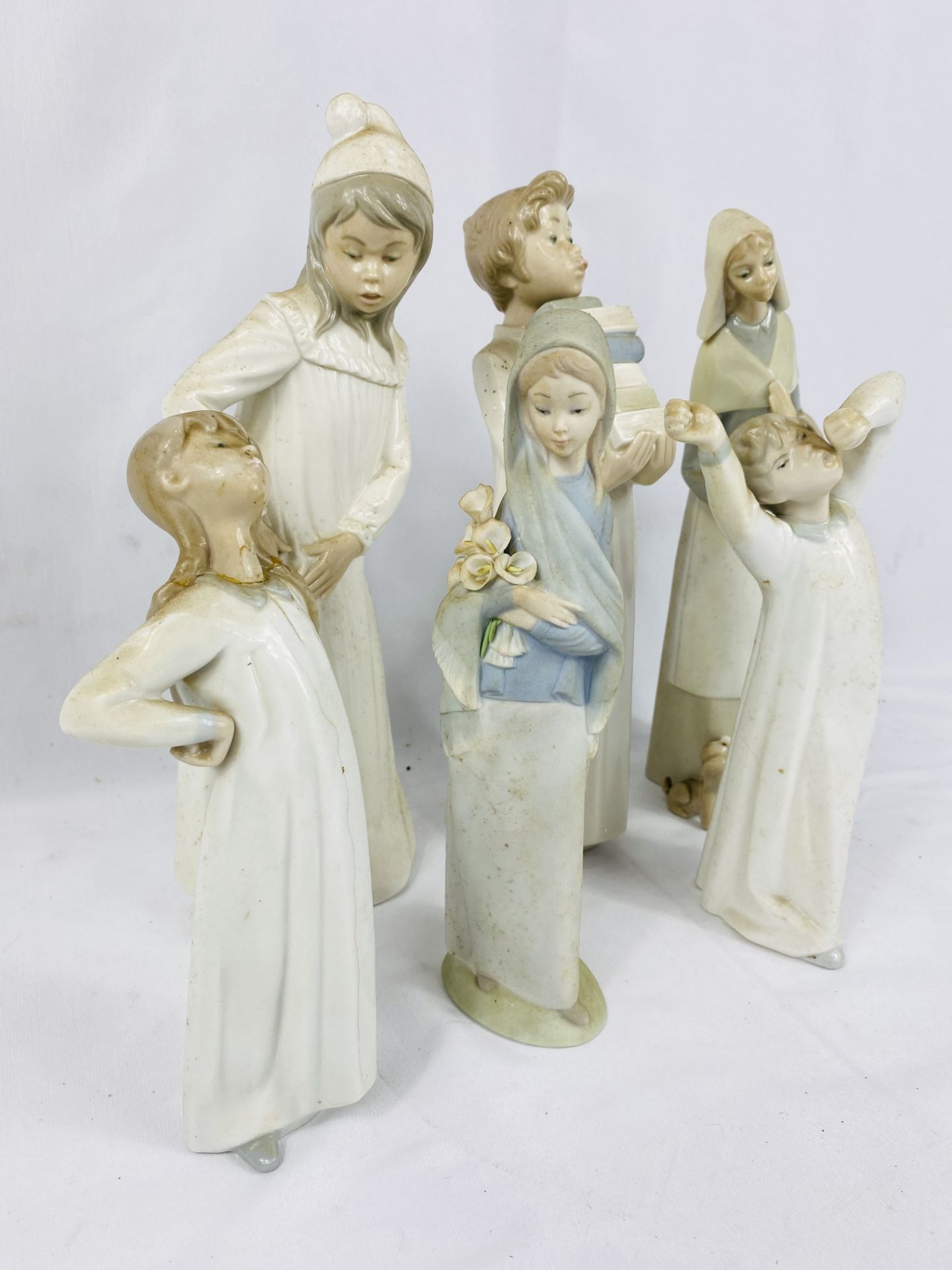 Six Lladro and Nao figurines - Image 2 of 3