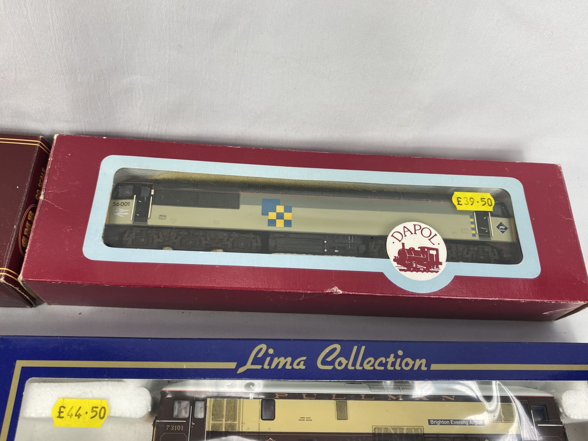 Three boxed 00 gauge diesel locomotives and other items - Image 6 of 7