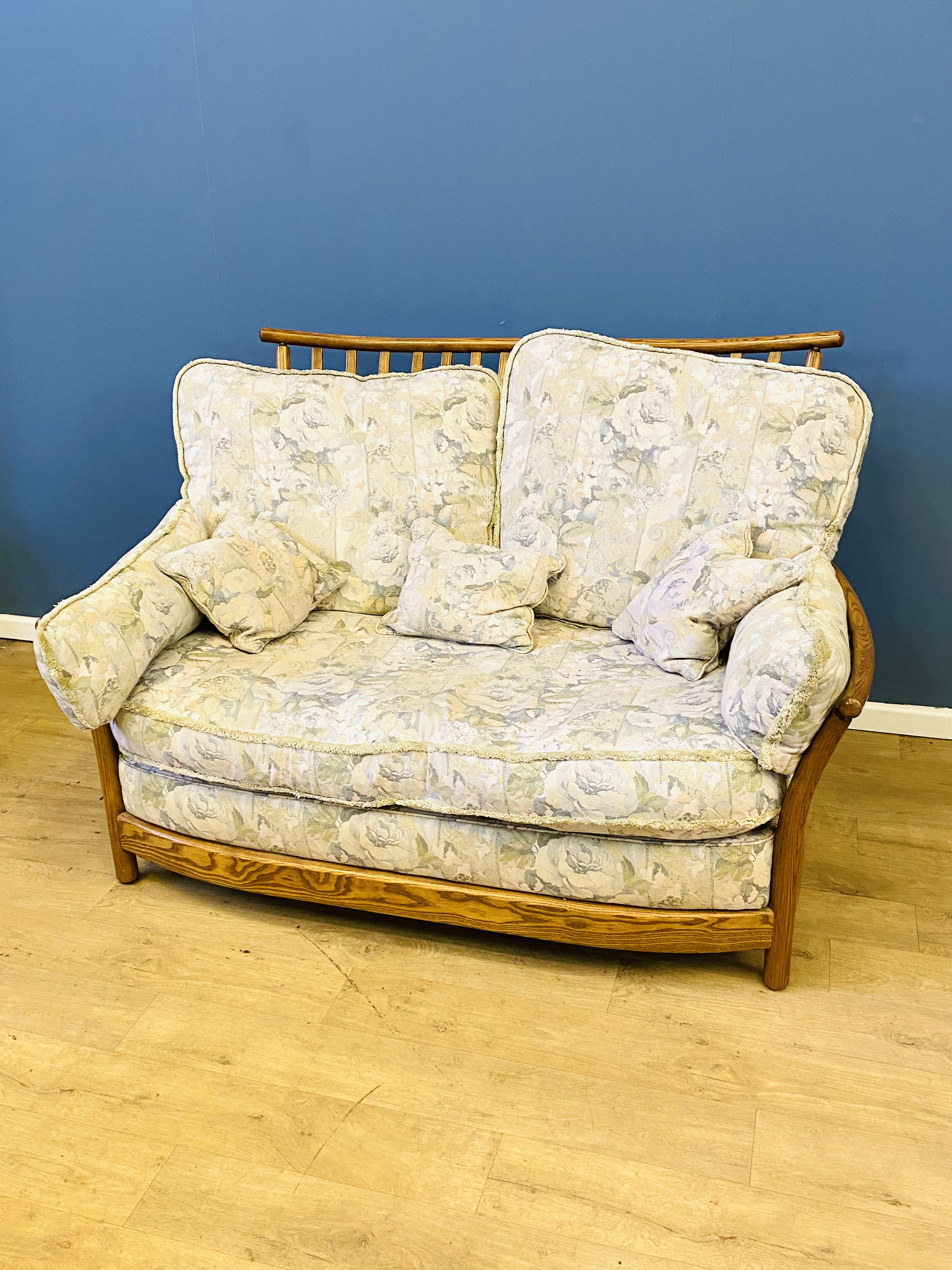 Ercol Renaissance two seat sofa - Image 2 of 4