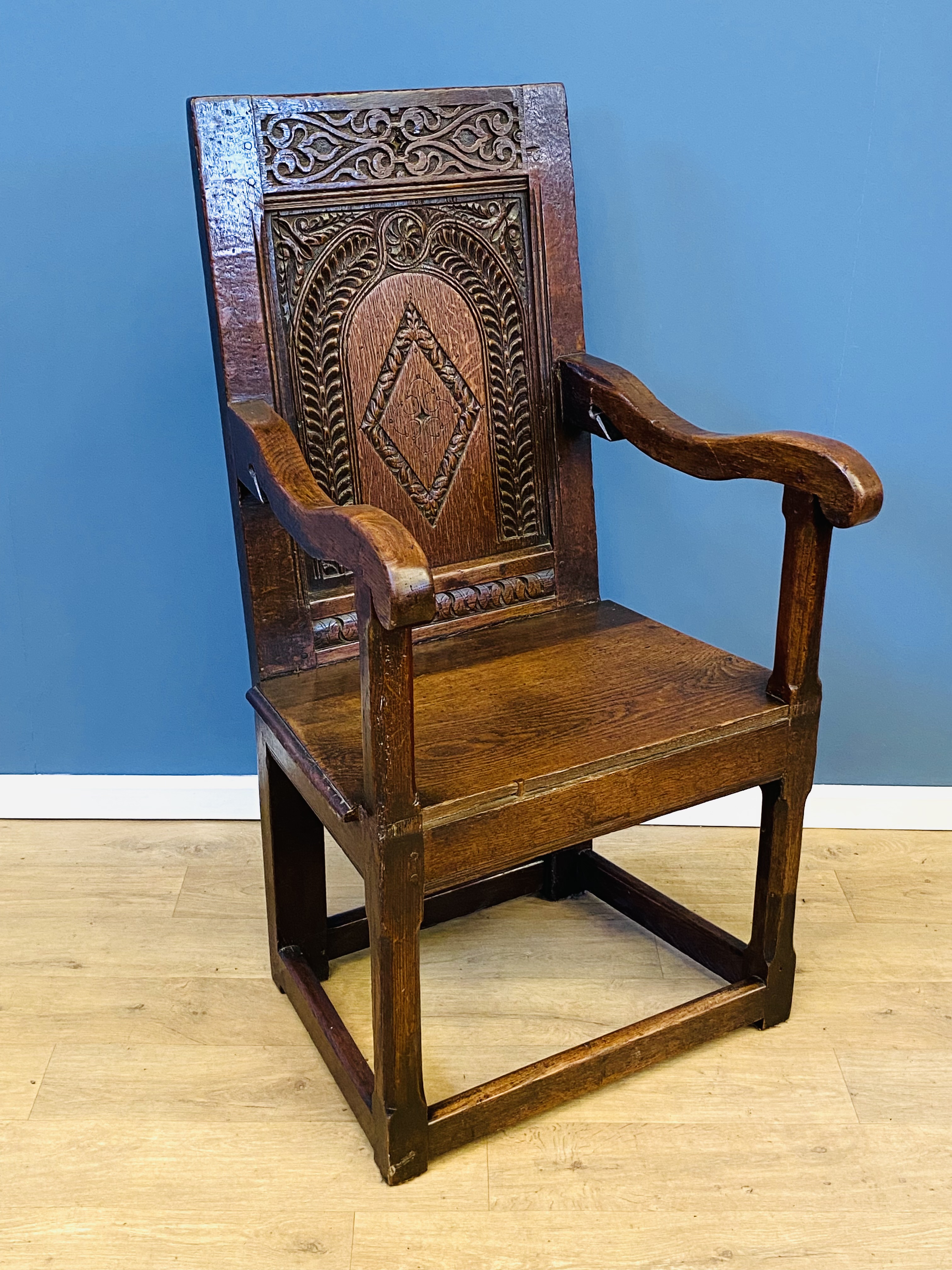 Oak and elm armchair - Image 3 of 4