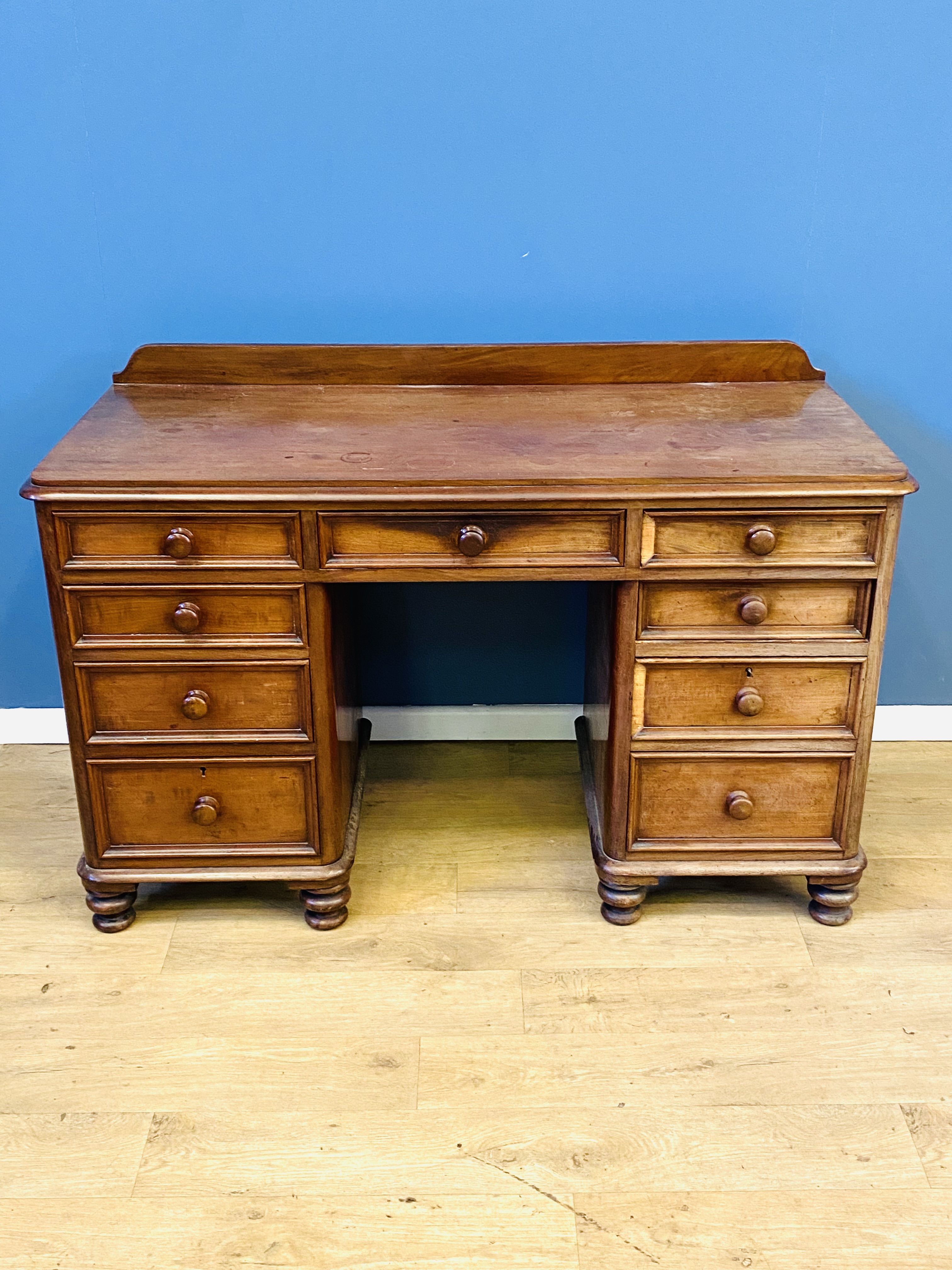 Mahogany kneehole desk