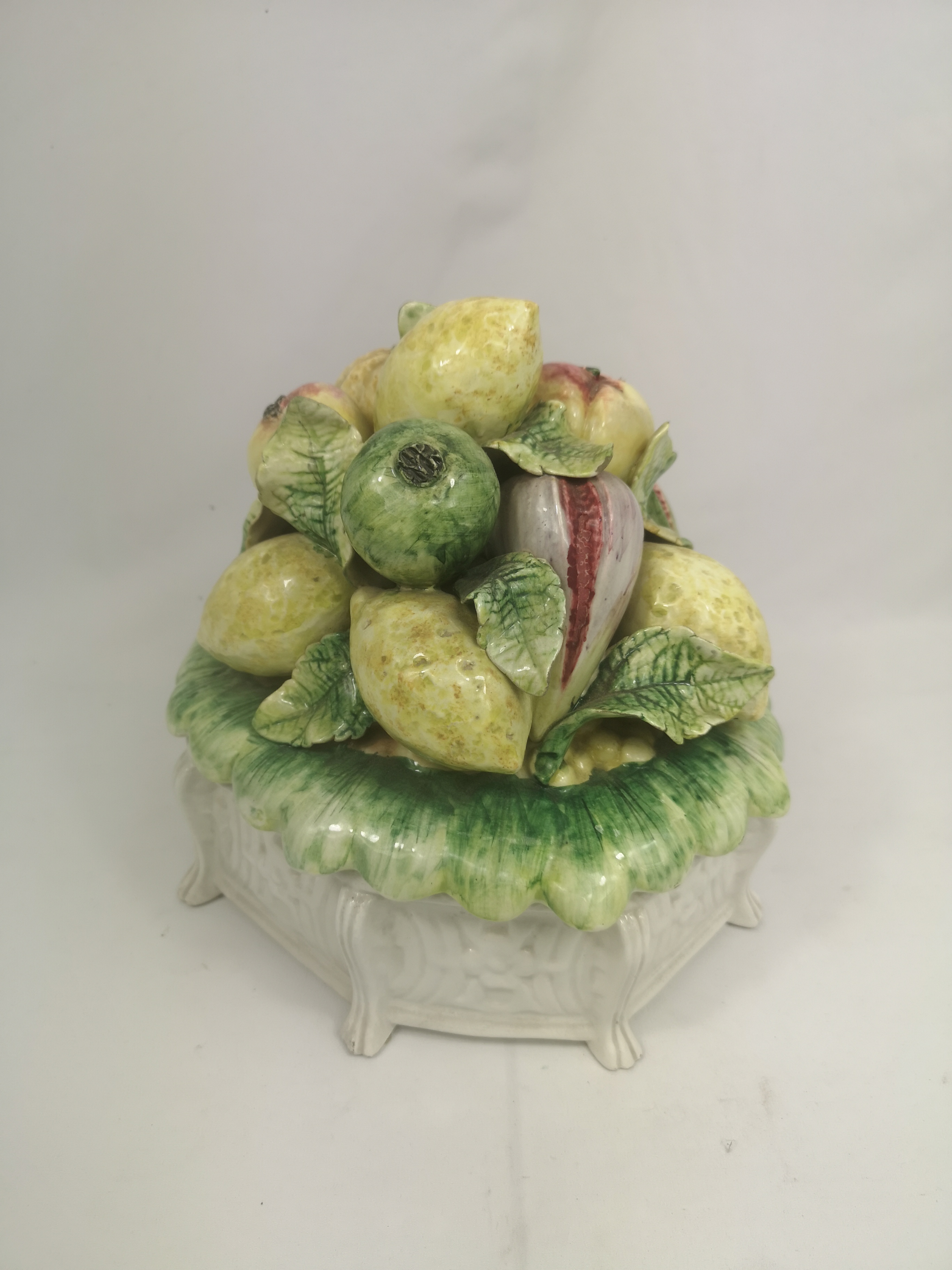 Italian majolica tureen - Image 5 of 6