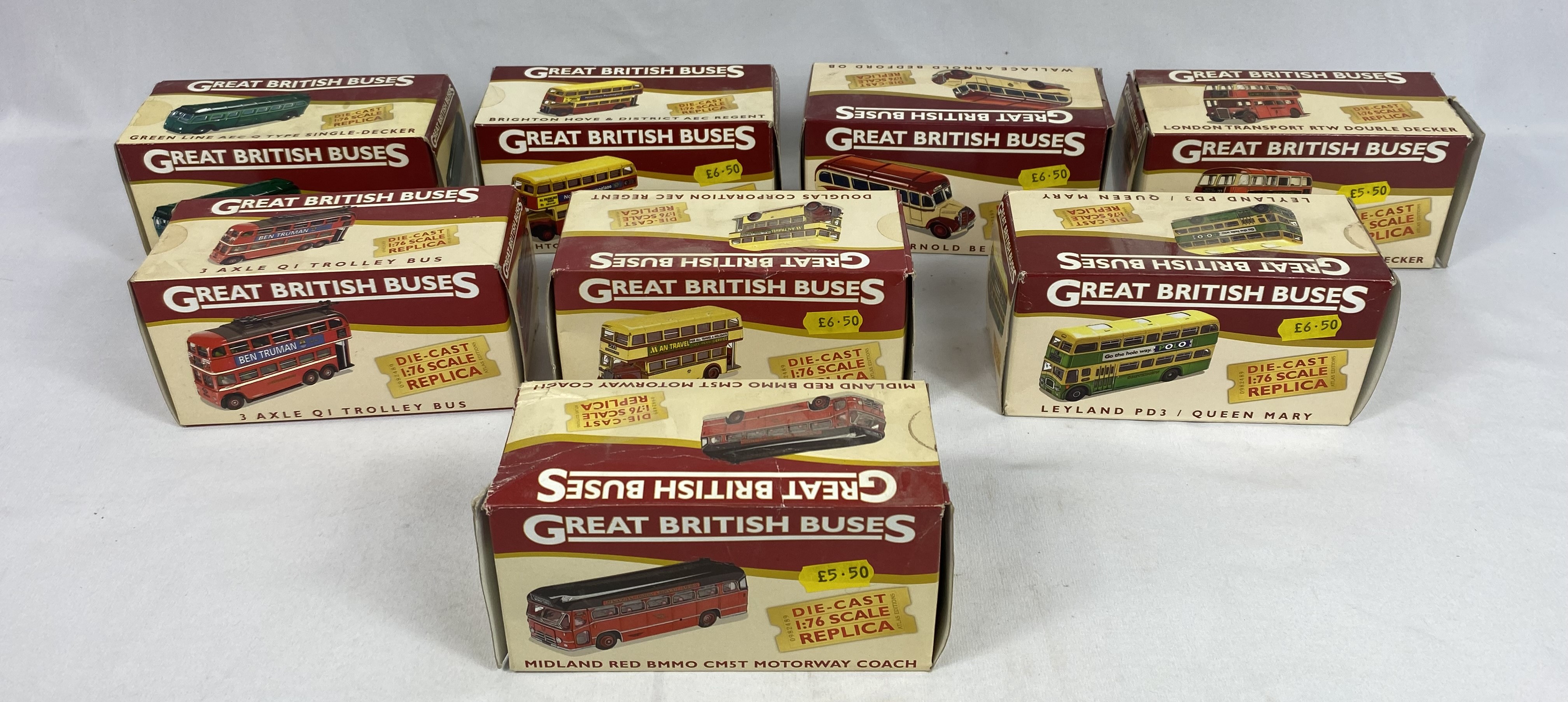 Quantity of diecast model buses in original boxes