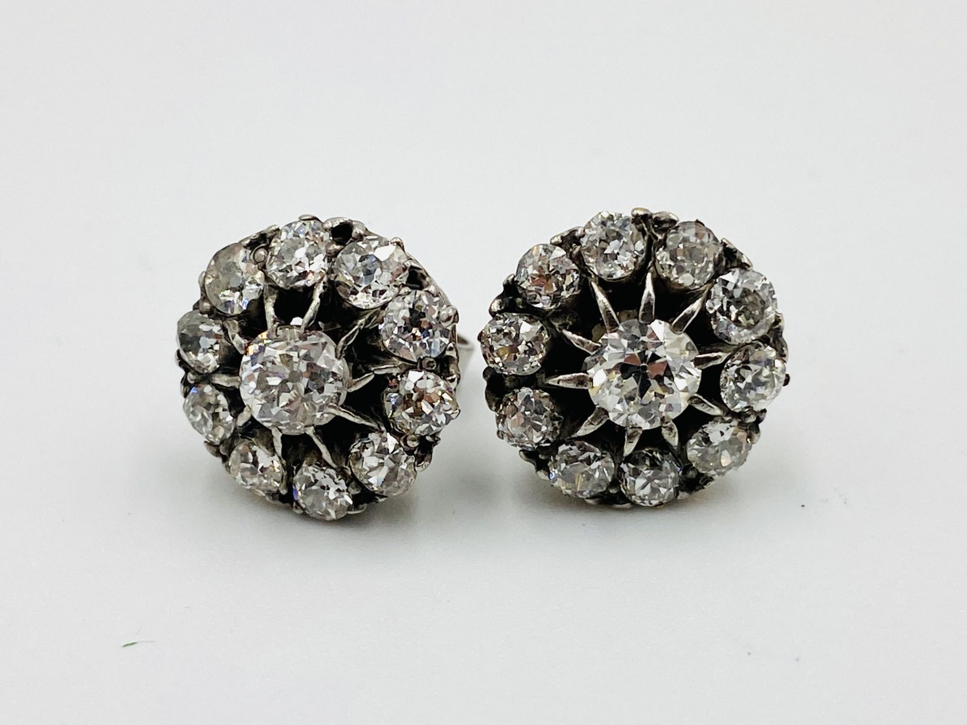 Pair of Victorian white gold and diamond floral earrings - Image 2 of 4