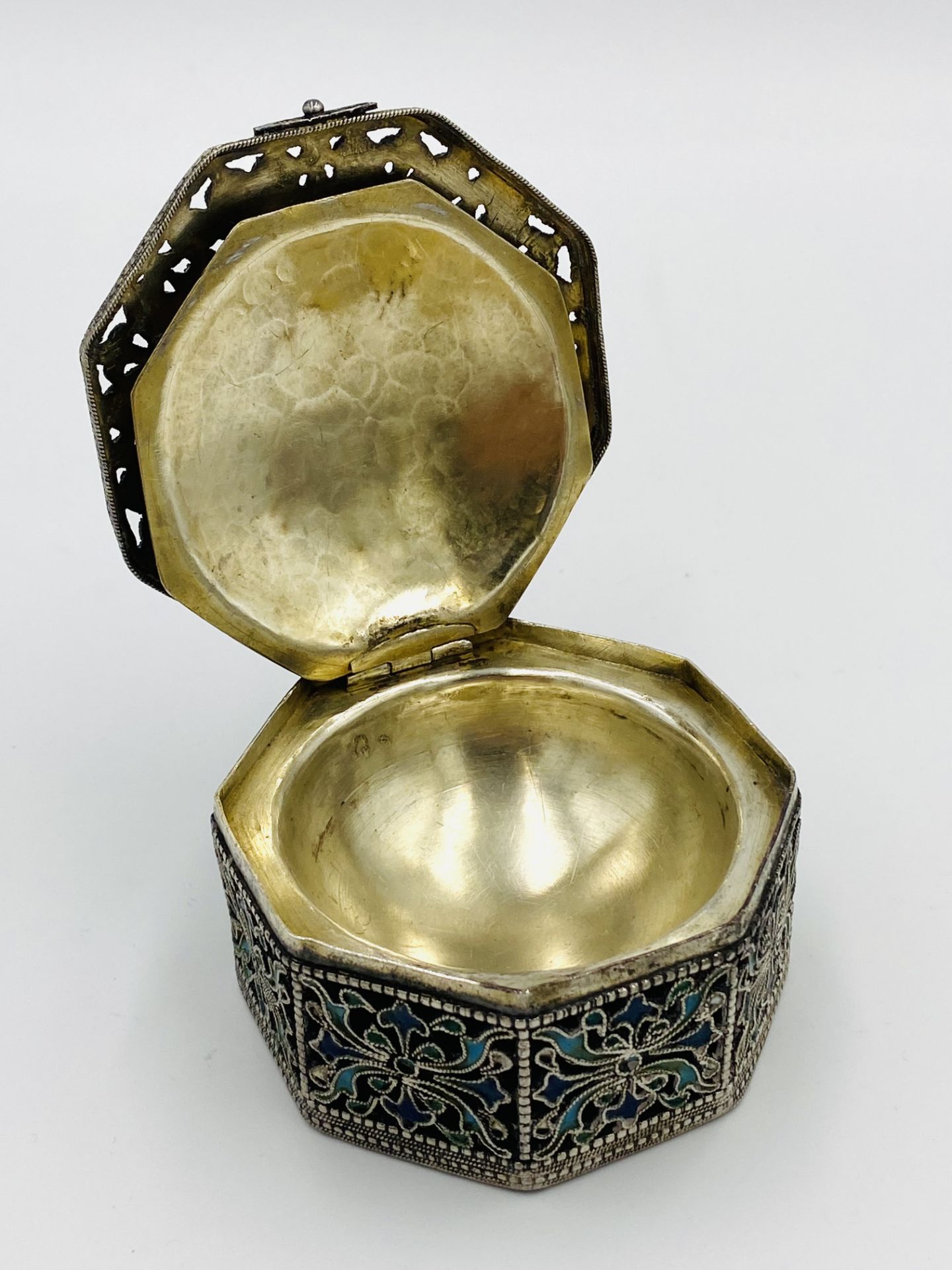 White metal box decorated in enamel - Image 5 of 5