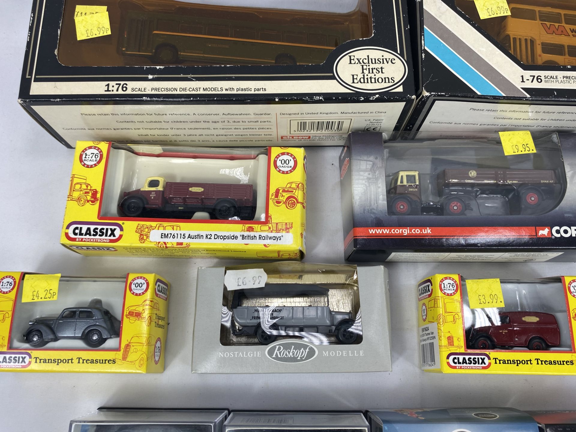 Quantity of Oxford diecast cars and vehicles - Image 7 of 9