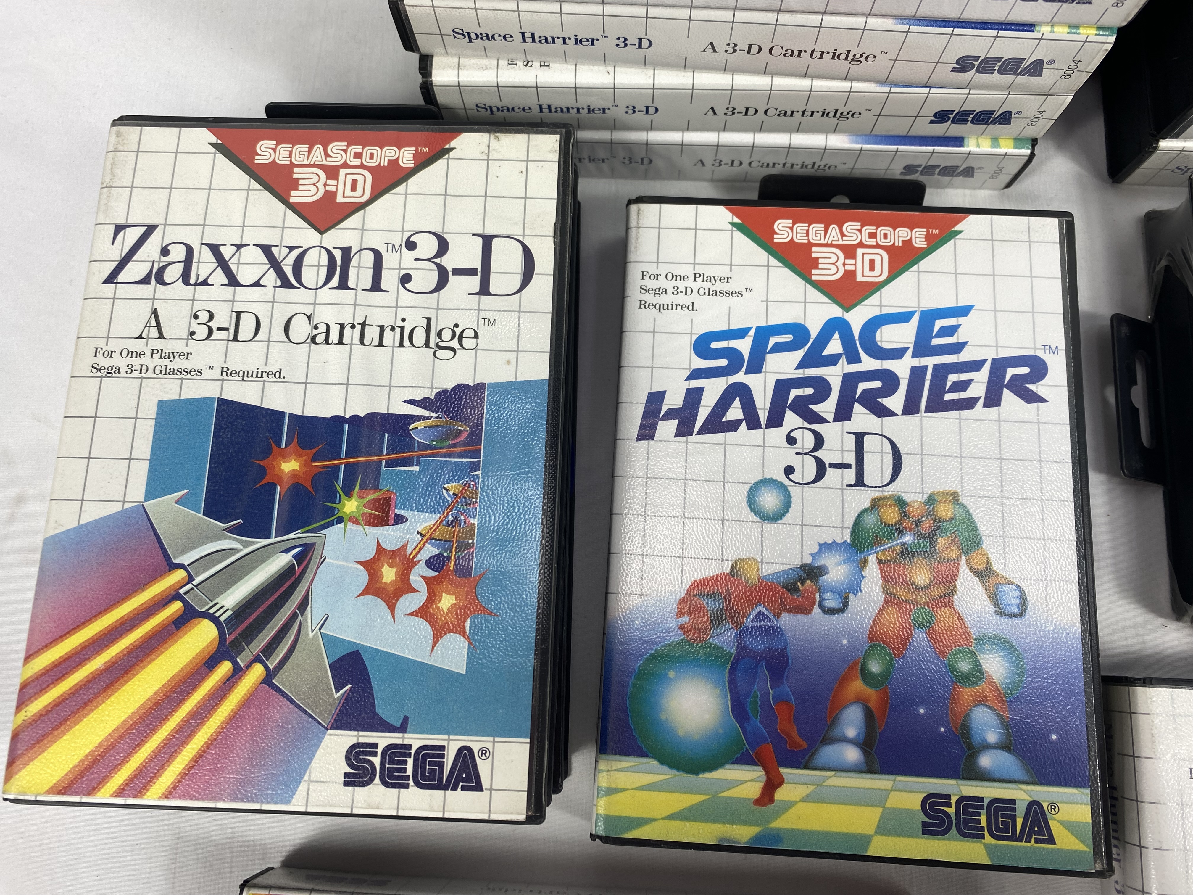 Seventeen Sega 3D cartridge games - Image 4 of 5