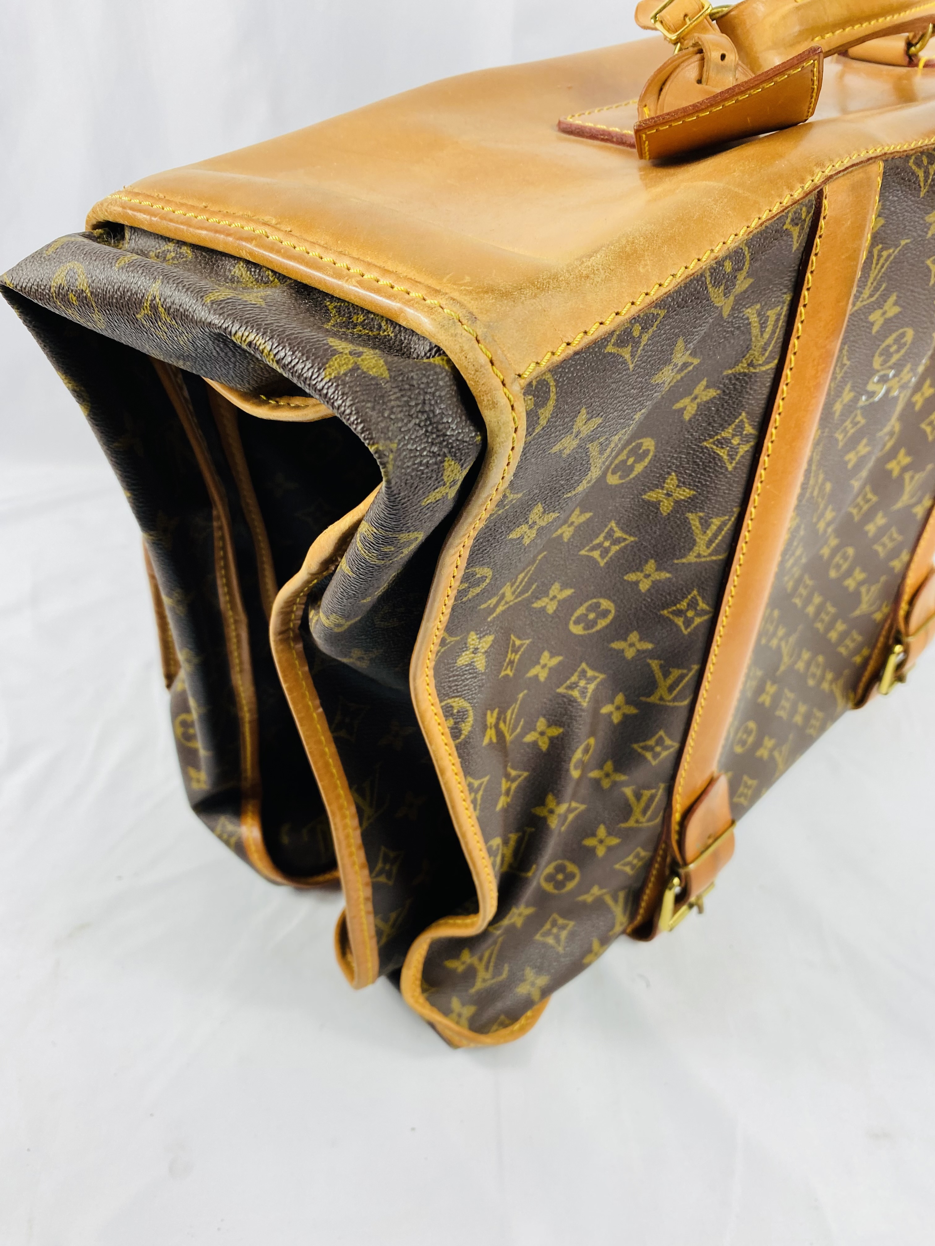 Louis Vuitton suit carrier - Image 3 of 6