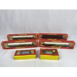 Hornby 00 gauge carriages and wagons