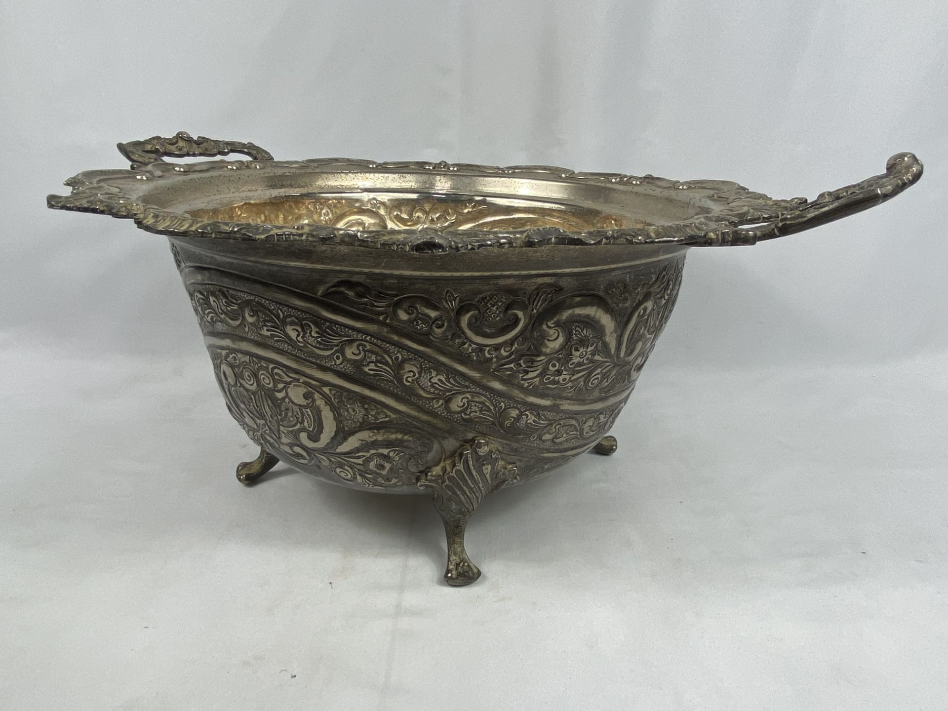 Middle Eastern silver plate bowl with lid - Image 6 of 7