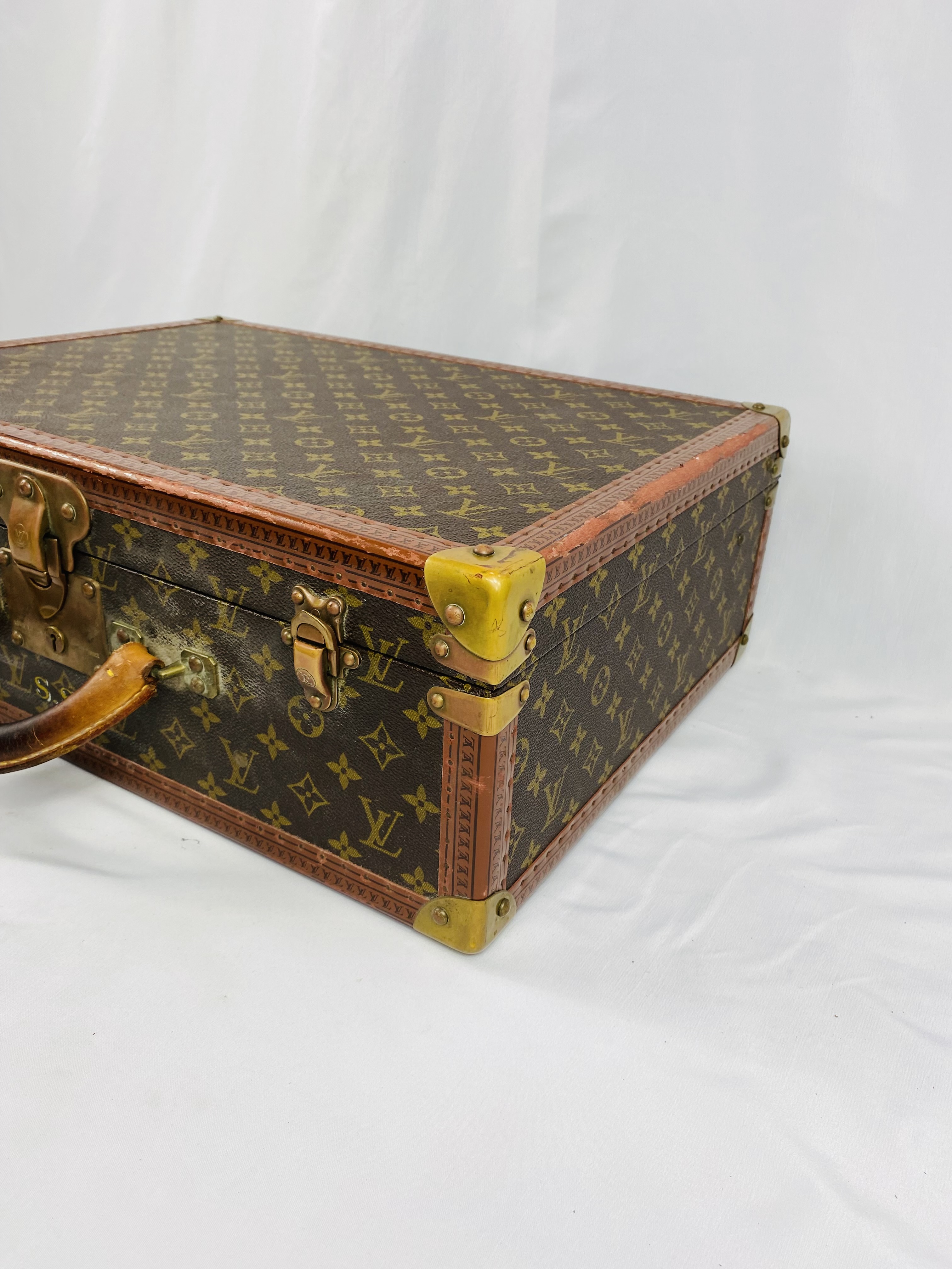 Louis Vuitton suitcase with protective cover - Image 4 of 10