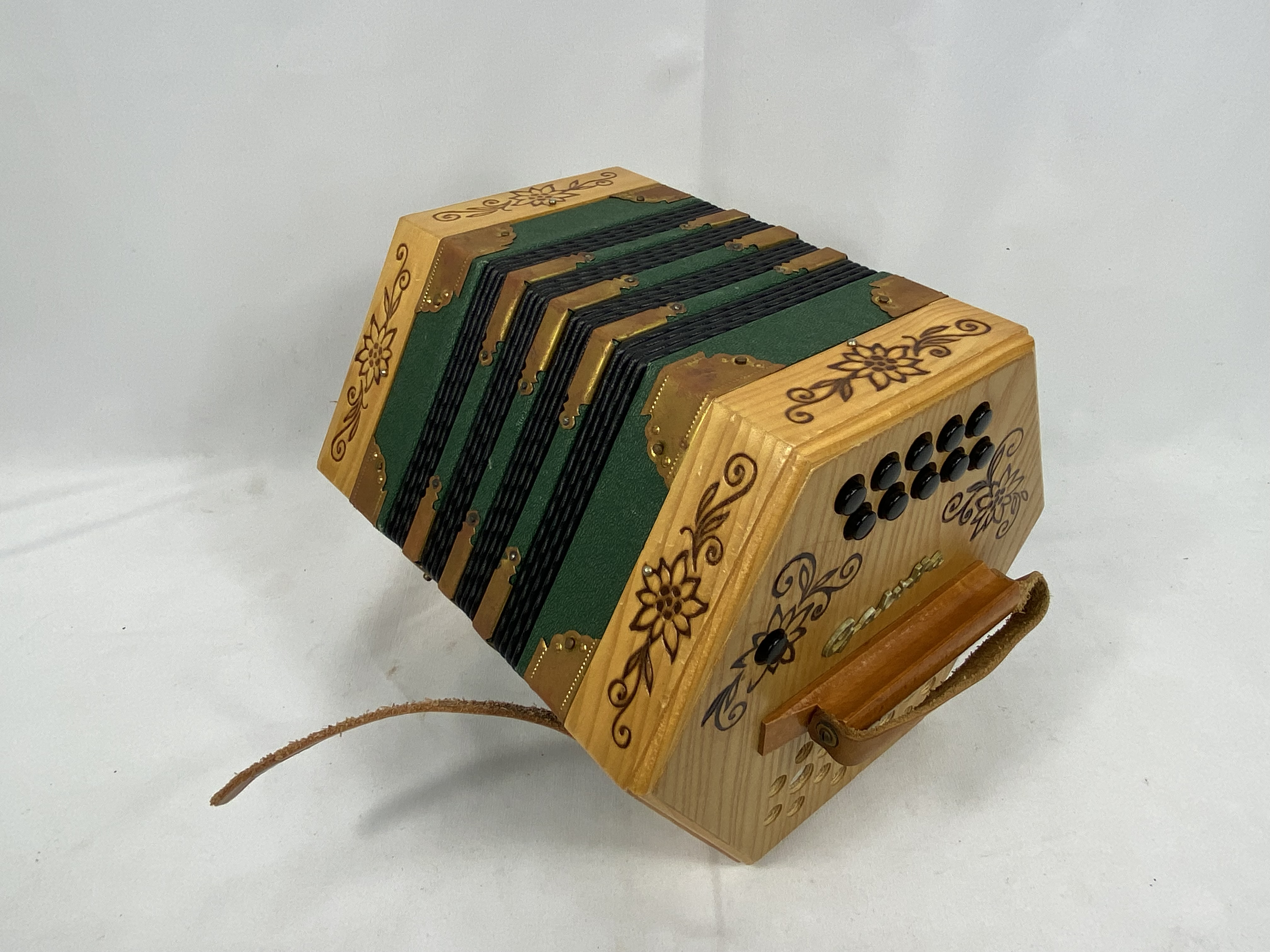 Galutter concertina - Image 6 of 6