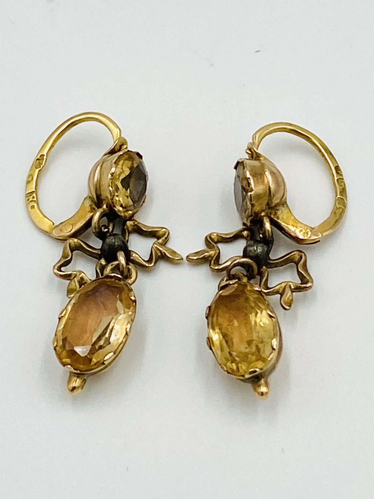 19ct century 18ct gold and topaz drop earrings - Image 2 of 9
